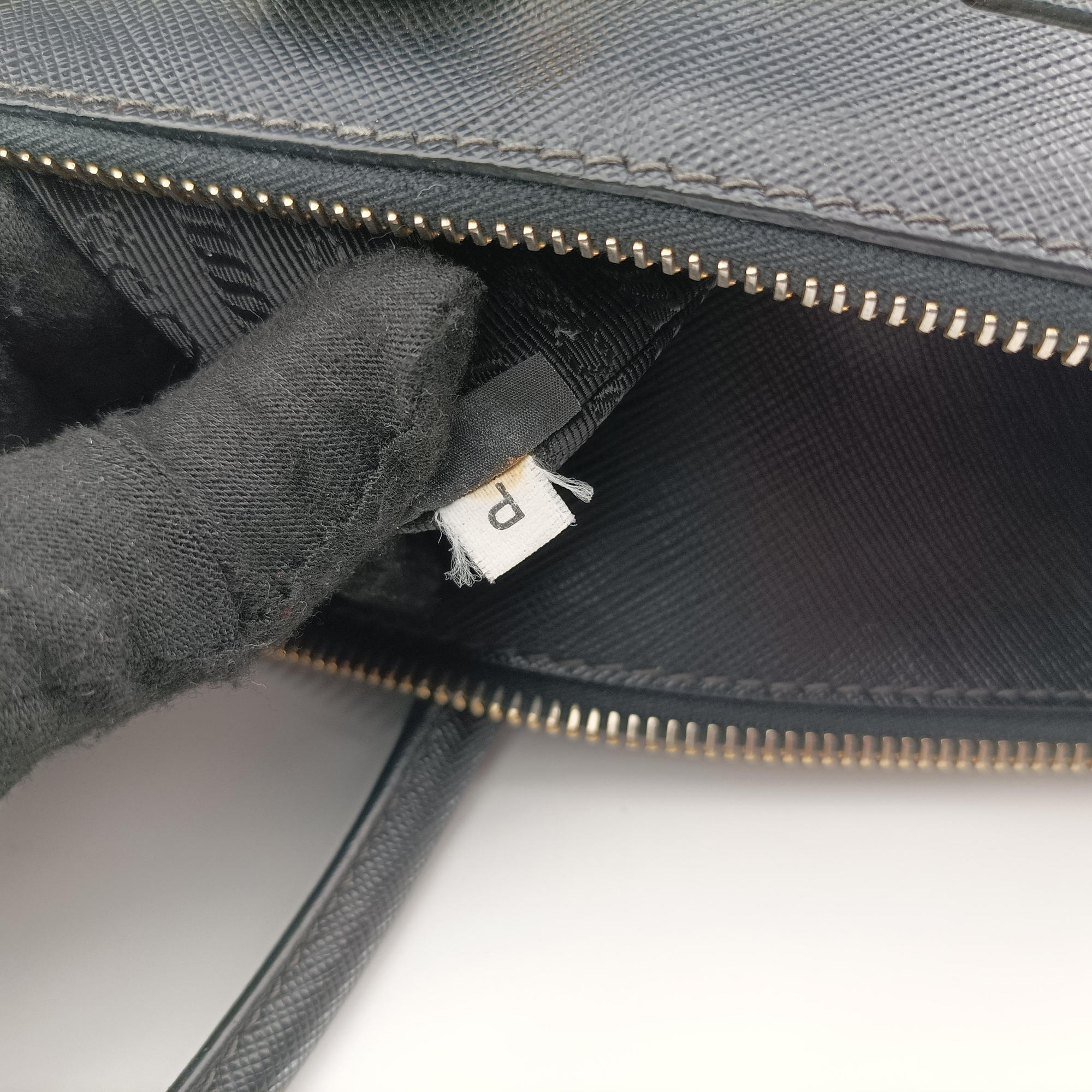 Pre-owned Prada Galleria Black SAFFIANO　Leather BN1802 handbag | stylenewstar