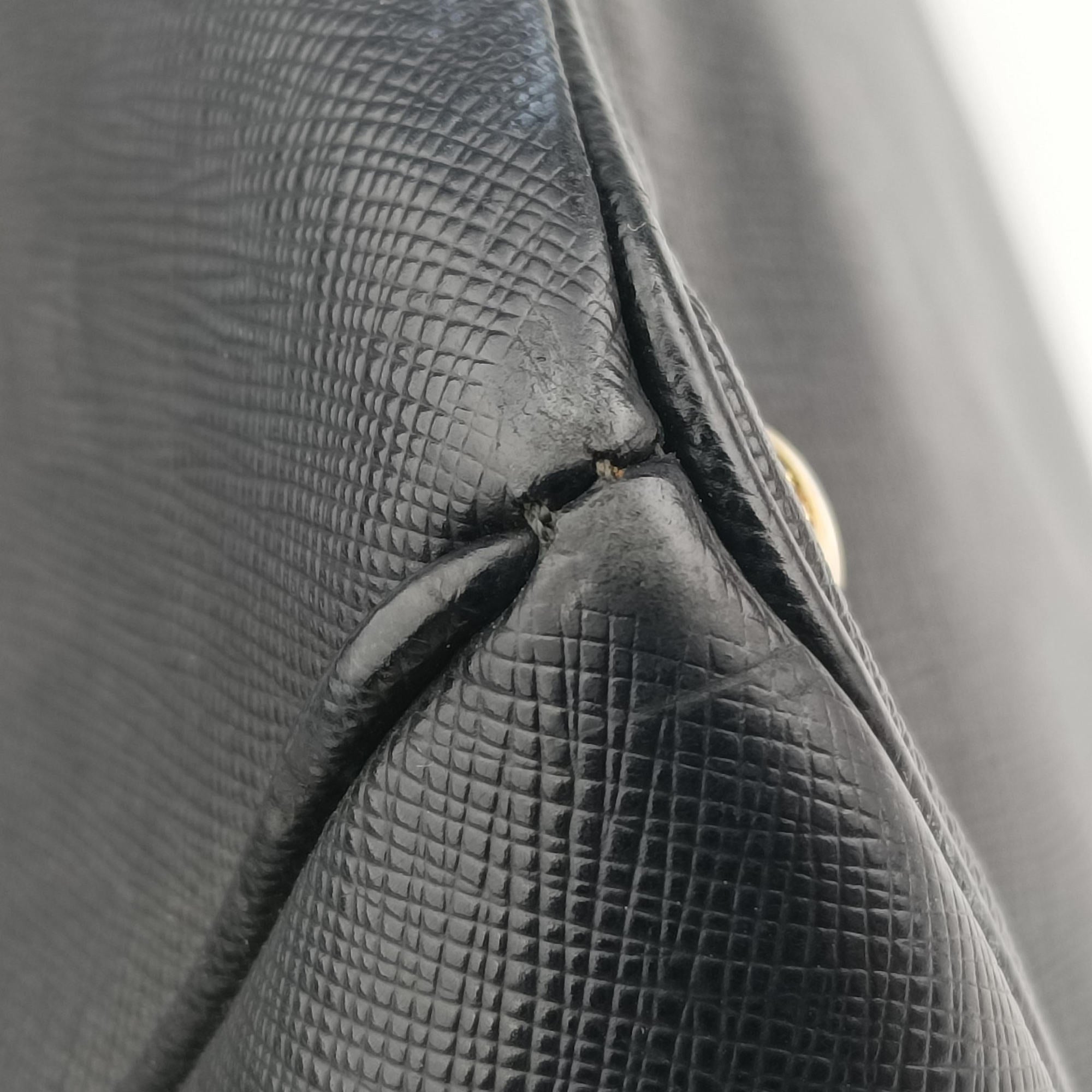 Pre-owned Prada Galleria Black SAFFIANO　Leather BN1802 handbag | stylenewstar