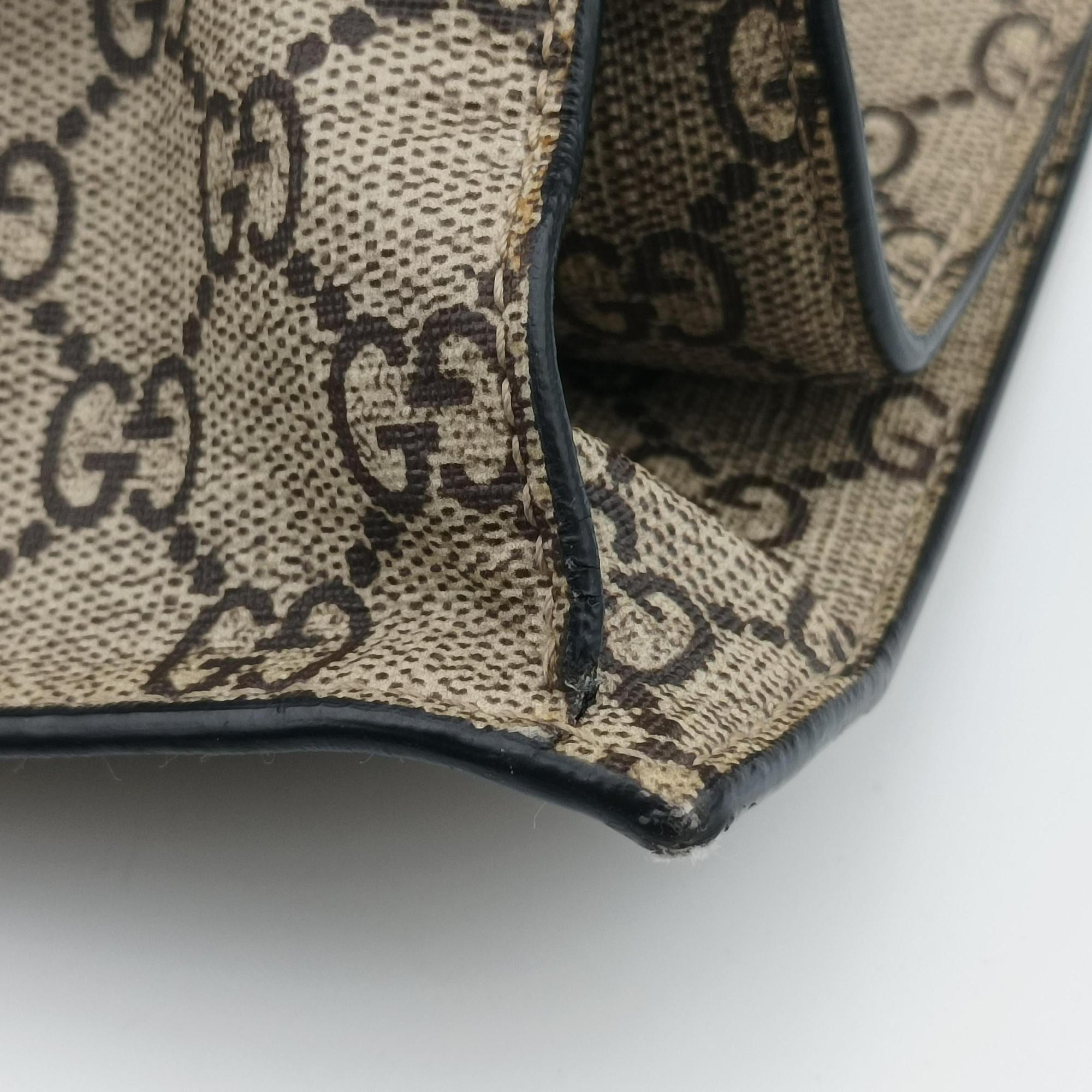 Pre-owned Gucci GG Supreme Bee beige×black PVC coated canvas×Leather 450950 shoulderbag | stylenewstar