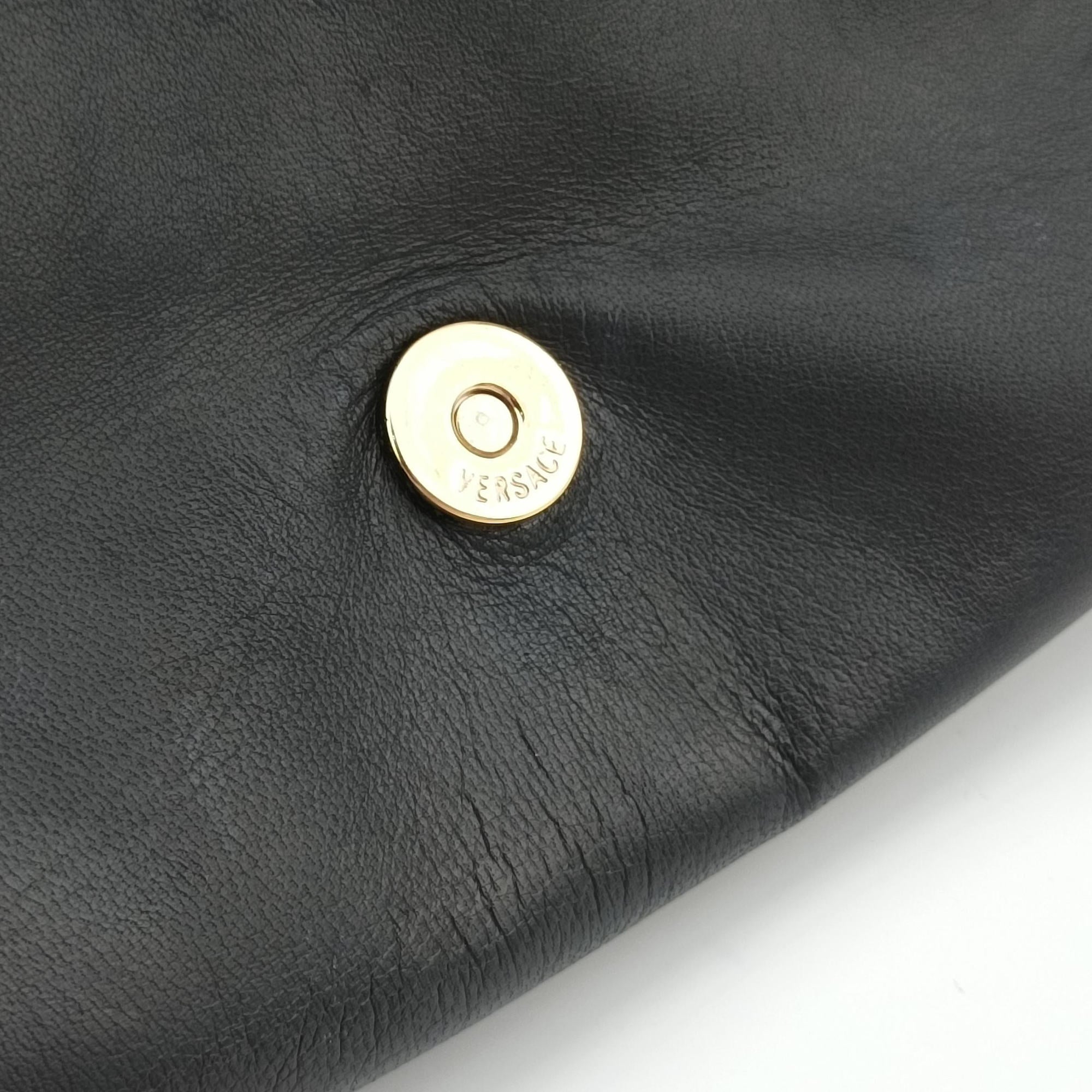 Pre-owned VERSACE Medusa Black leather  shoulderbag | stylenewstar