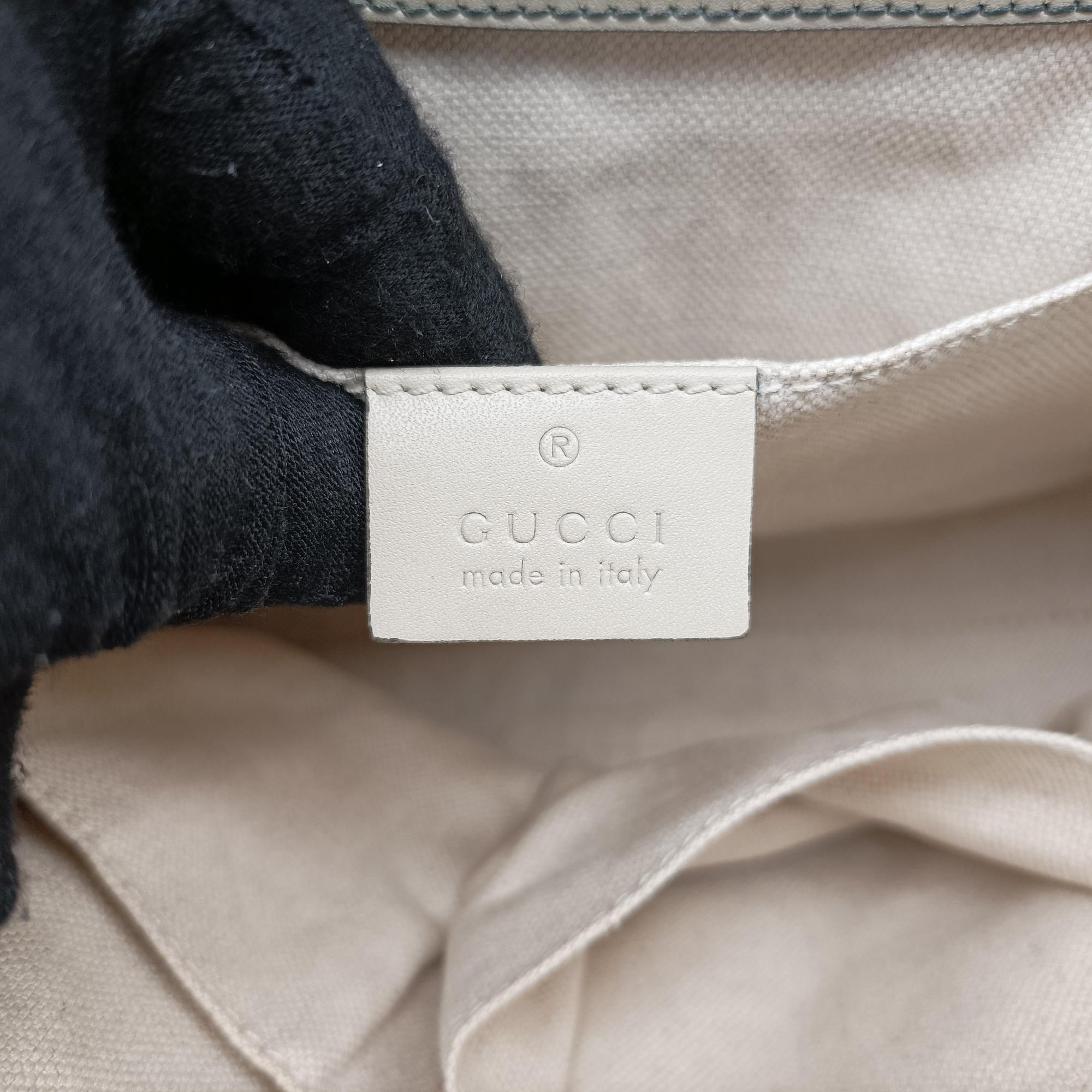 Pre-owned Gucci Emily Beige×white Leather×canvas 295402 shoulderbag | stylenewstar