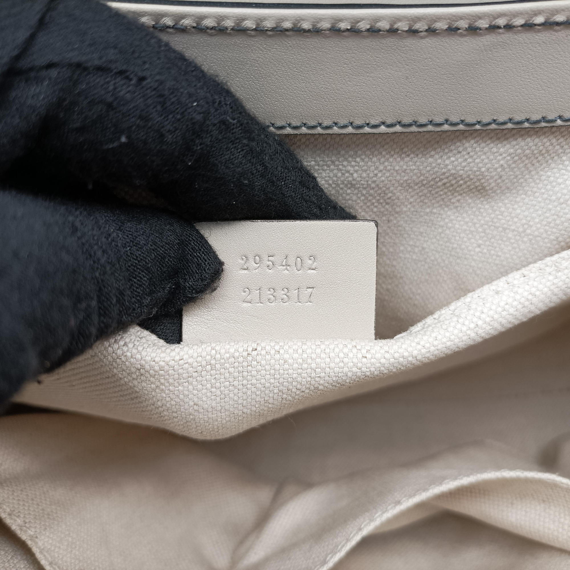 Pre-owned Gucci Emily Beige×white Leather×canvas 295402 shoulderbag | stylenewstar