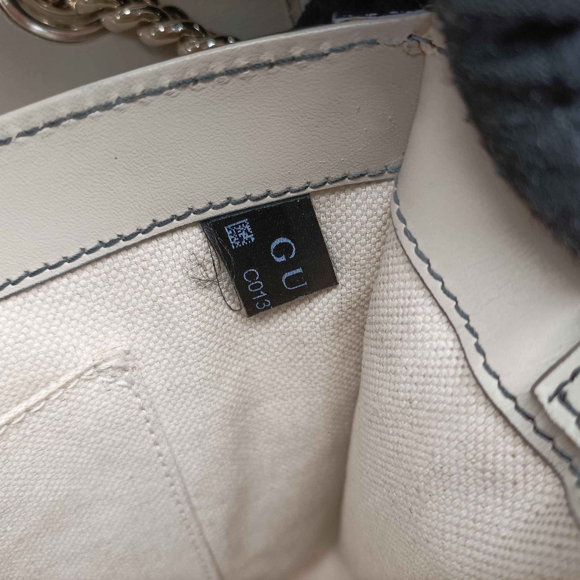 Pre-owned Gucci Emily Beige×white Leather×canvas 295402 shoulderbag | stylenewstar