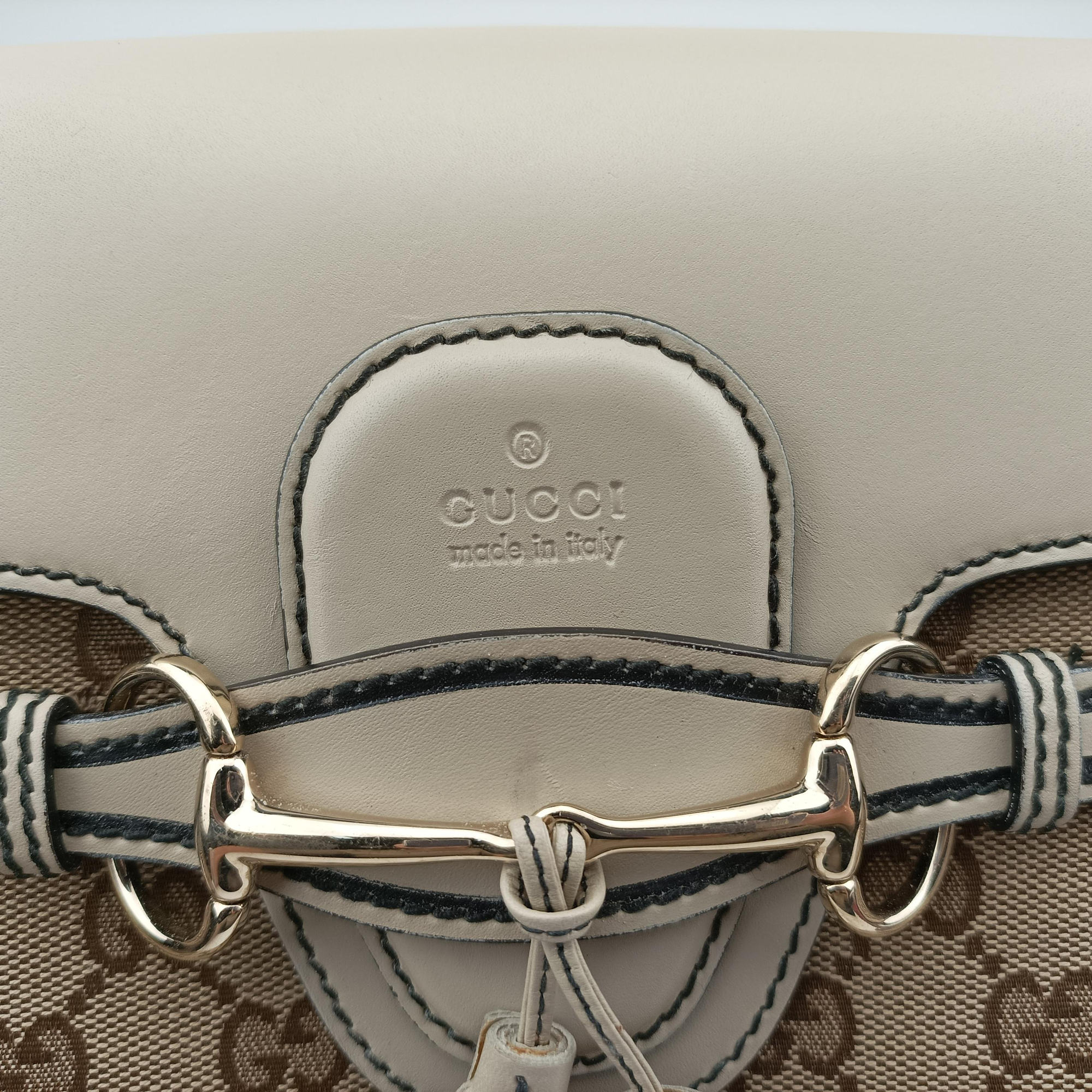 Pre-owned Gucci Emily Beige×white Leather×canvas 295402 shoulderbag | stylenewstar