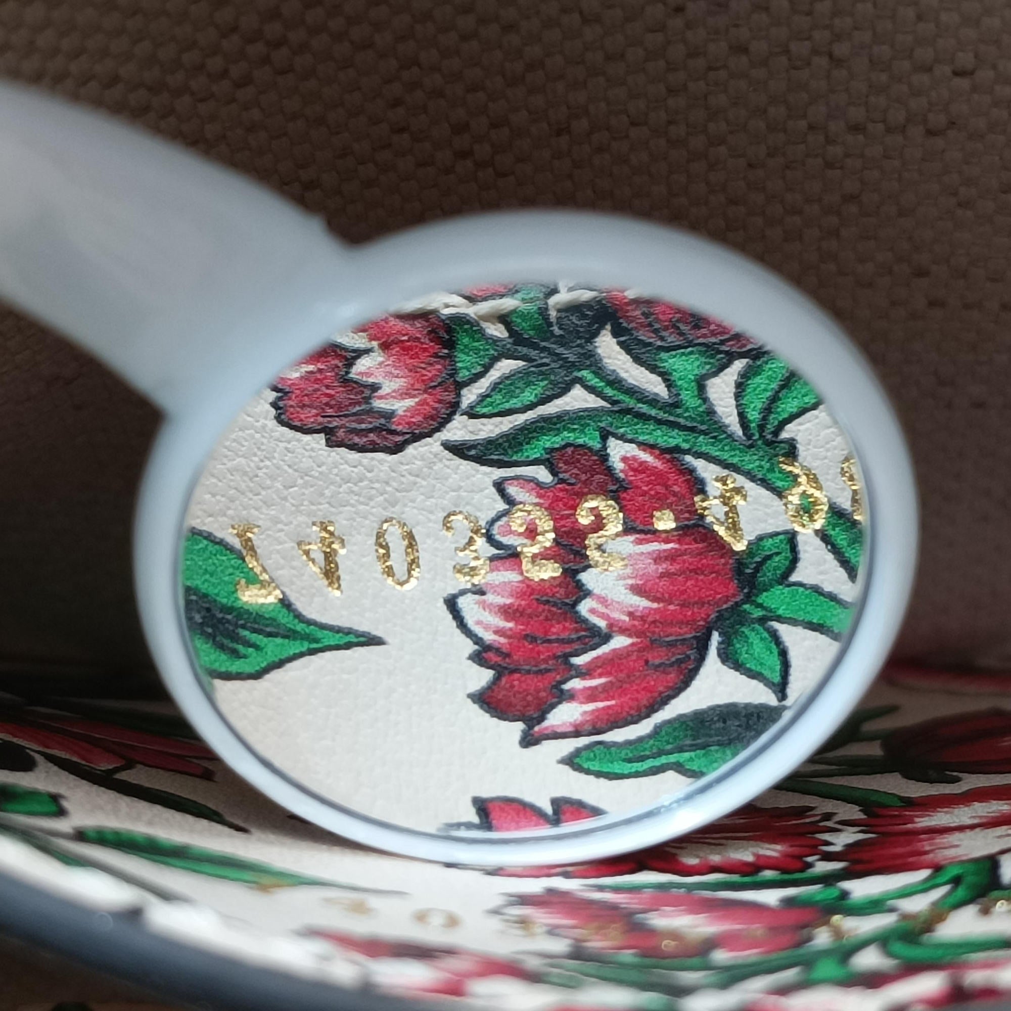 Pre-owned Gucci Interlocking G Flower Print Heart White×Multicolour Leather 740355 shoulderbag | stylenewstar