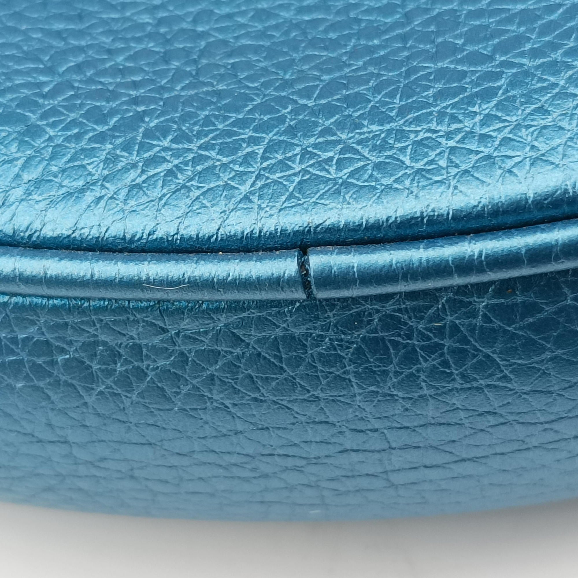 Pre-owned Gucci Soho Blue Leather 353965 shoulderbag | stylenewstar