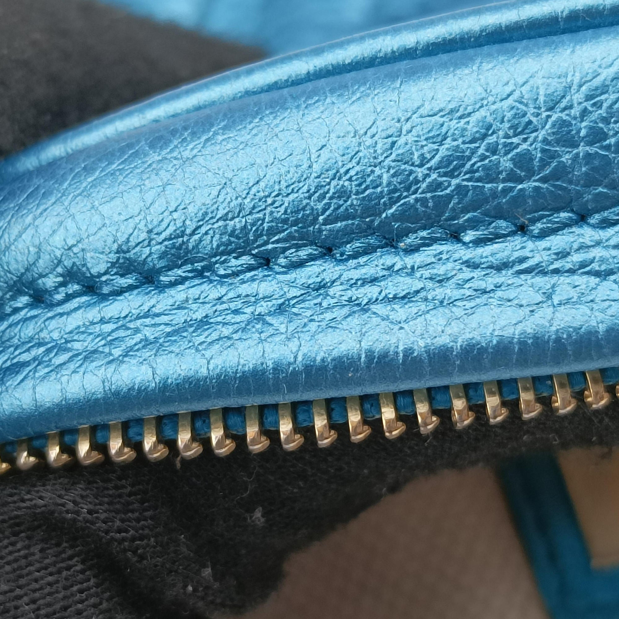 Pre-owned Gucci Soho Blue Leather 353965 shoulderbag | stylenewstar