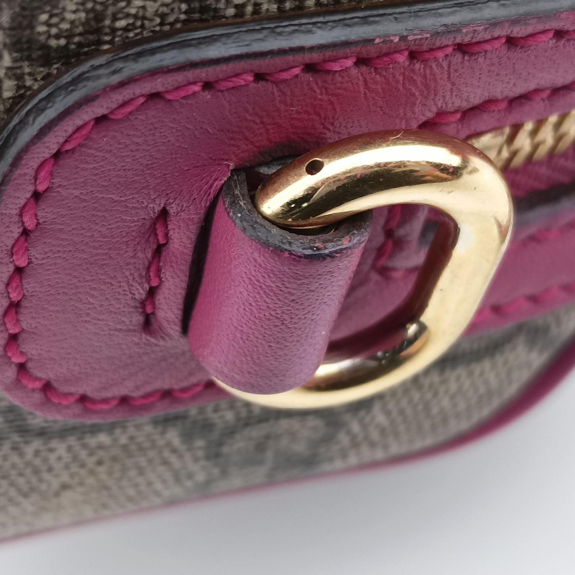 Pre-owned Gucci GG Supreme beige×red×pink PVC coated canvas×Leather 432123 shoulderbag | stylenewstar