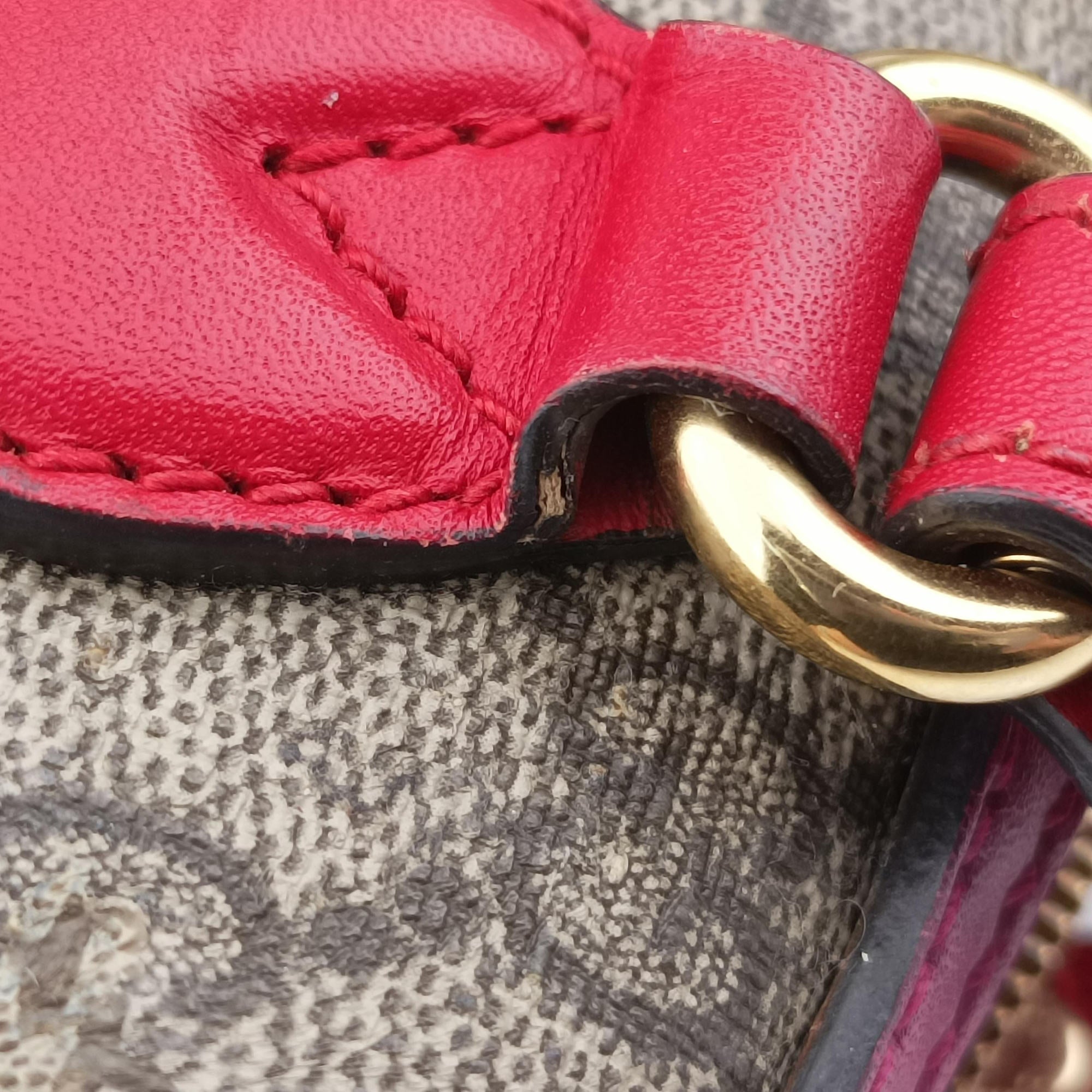 Pre-owned Gucci GG Supreme beige×red×pink PVC coated canvas×Leather 432123 shoulderbag | stylenewstar