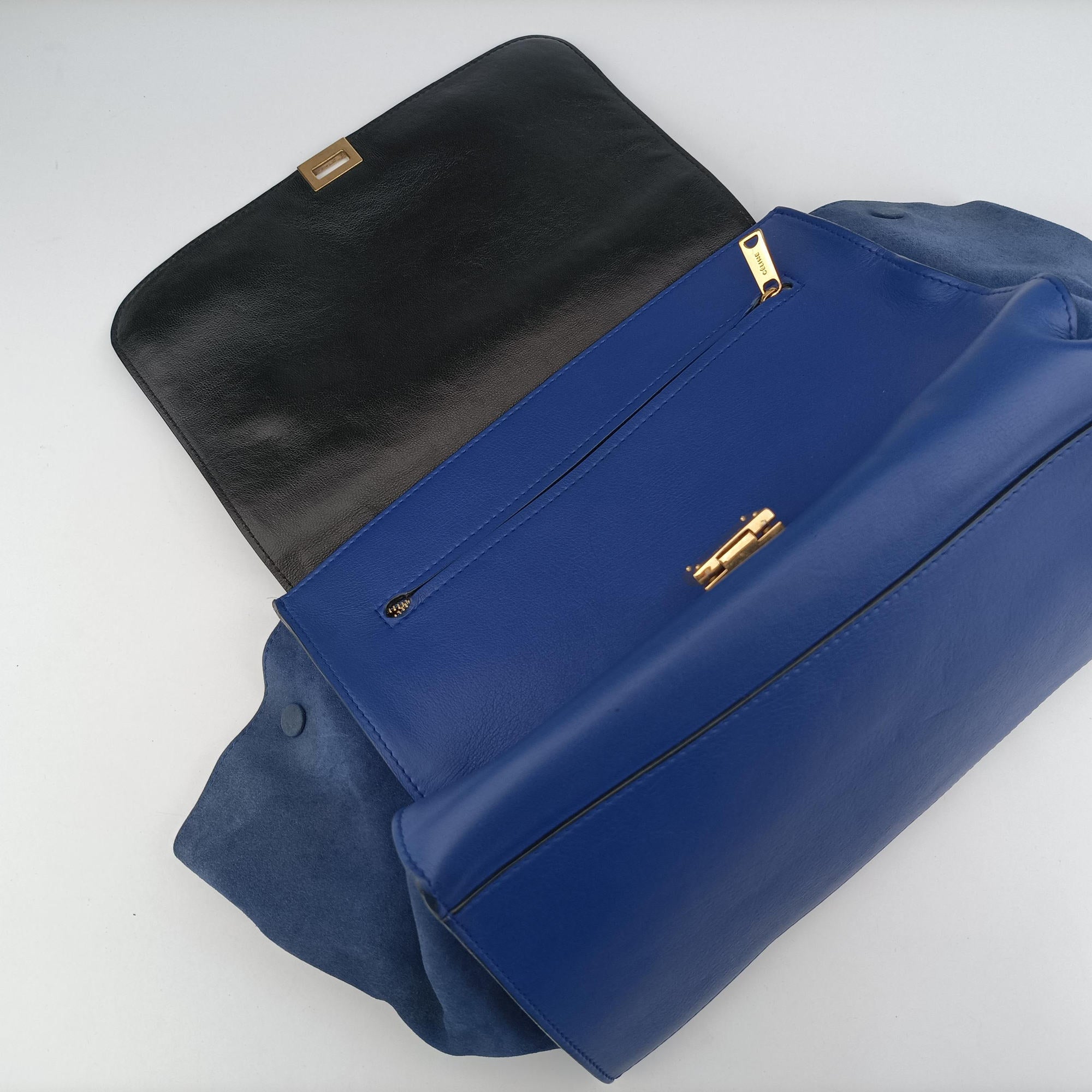 Pre-owned Celine Trapeze Blue Leather×suede  shoulderbag | stylenewstar