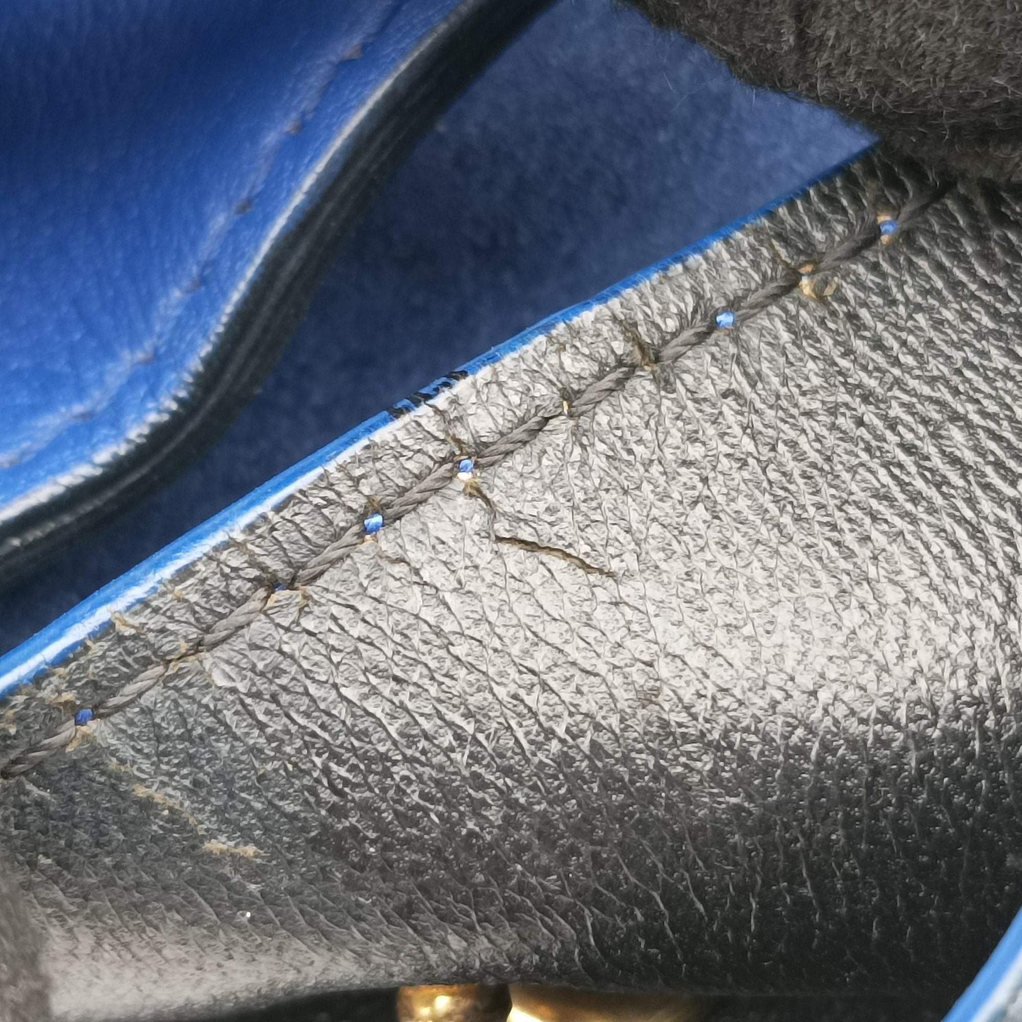Pre-owned Celine Trapeze Blue Leather×suede  shoulderbag | stylenewstar