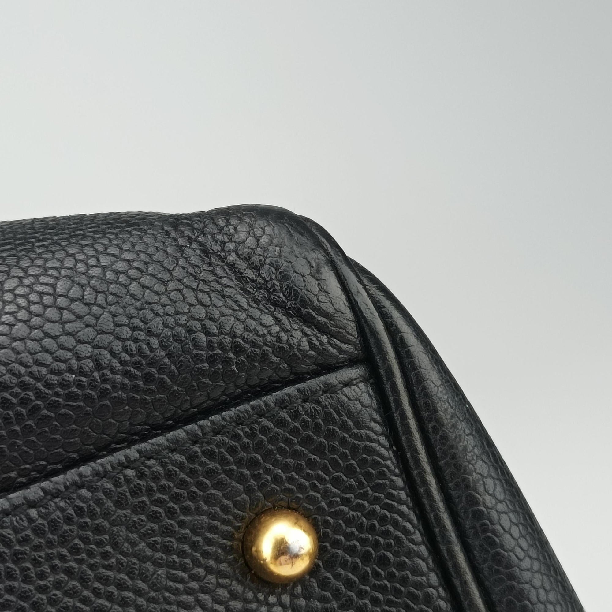 Pre-owned Chanel Deka Coco Mark Boston Black Caviar Skin A01990 handbag | stylenewstar