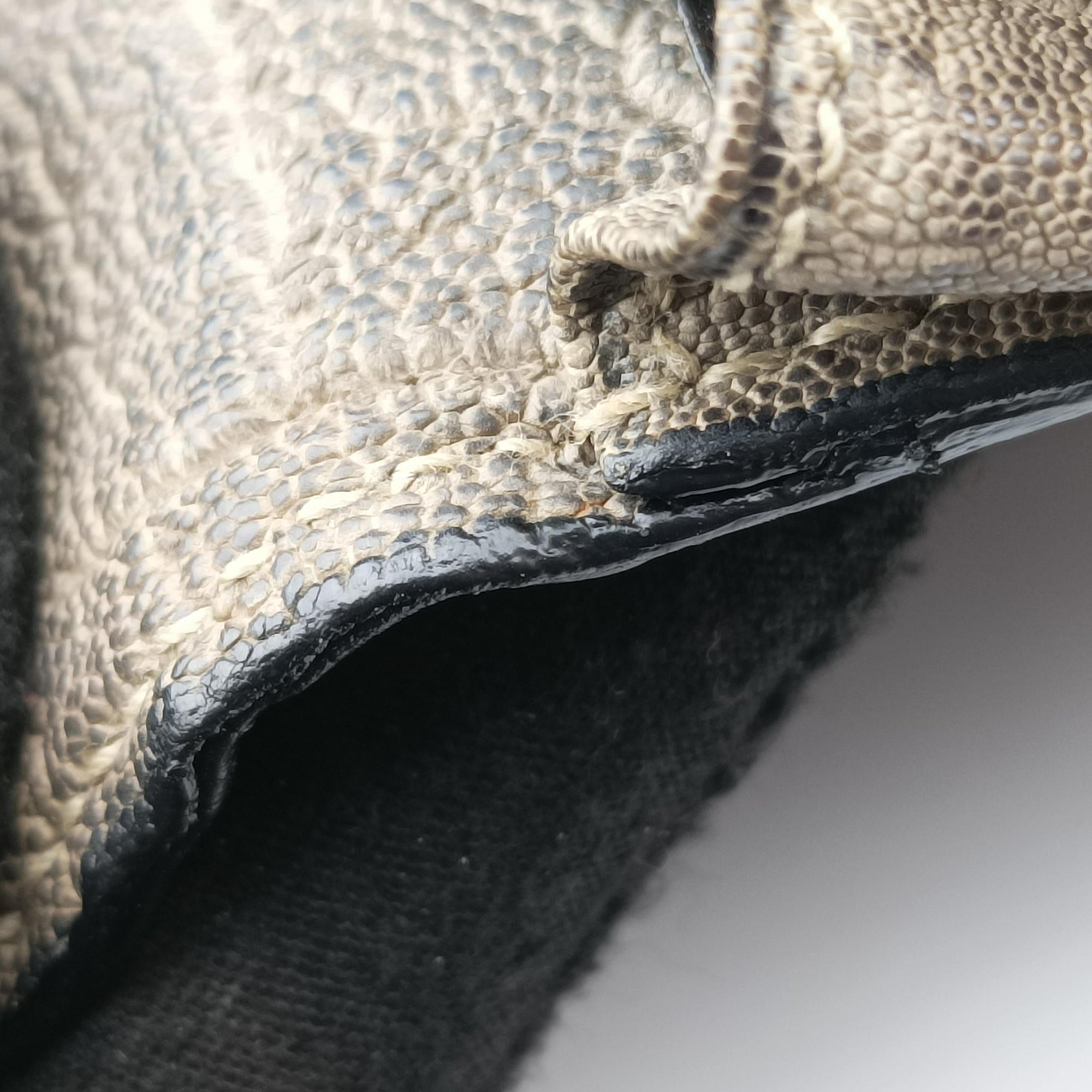 Pre-owned Valextra Exotic  Grey Leather  shoulderbag | stylenewstar