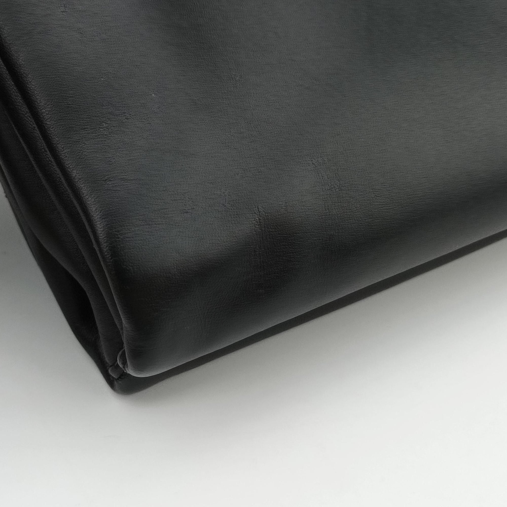 Pre-owned Valentino Rockstud Va Va Voom Black Leather  shoulderbag | stylenewstar
