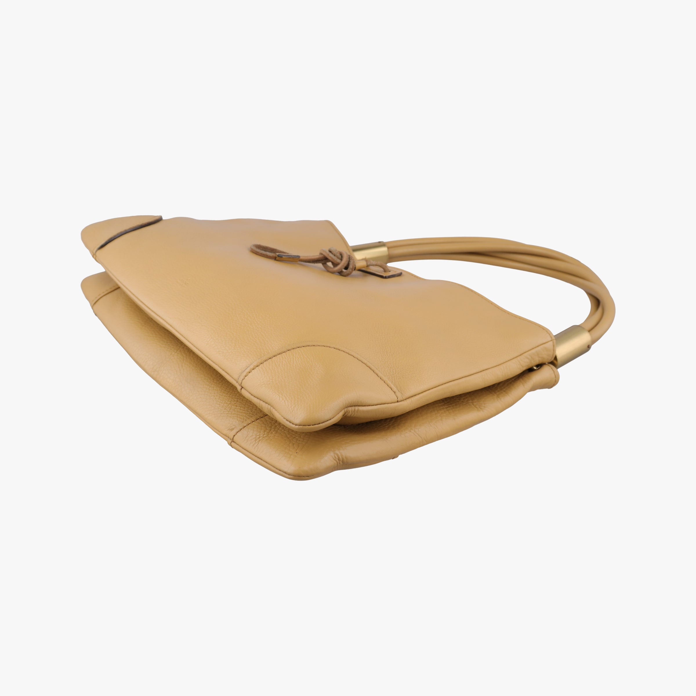 Vintage Gucci Hobo Camel Leather 109147 handbag | stylenewstar