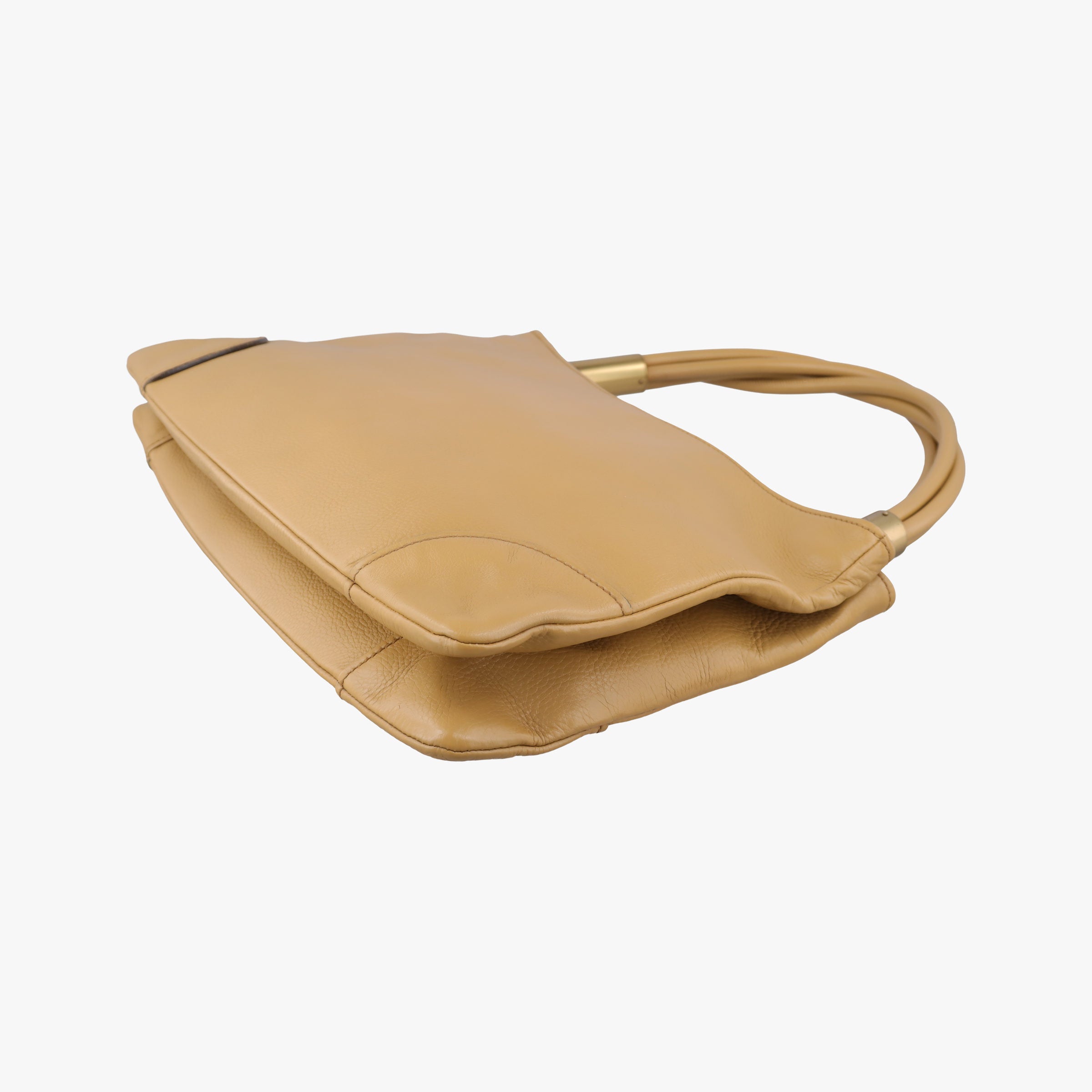 Vintage Gucci Hobo Camel Leather 109147 handbag | stylenewstar