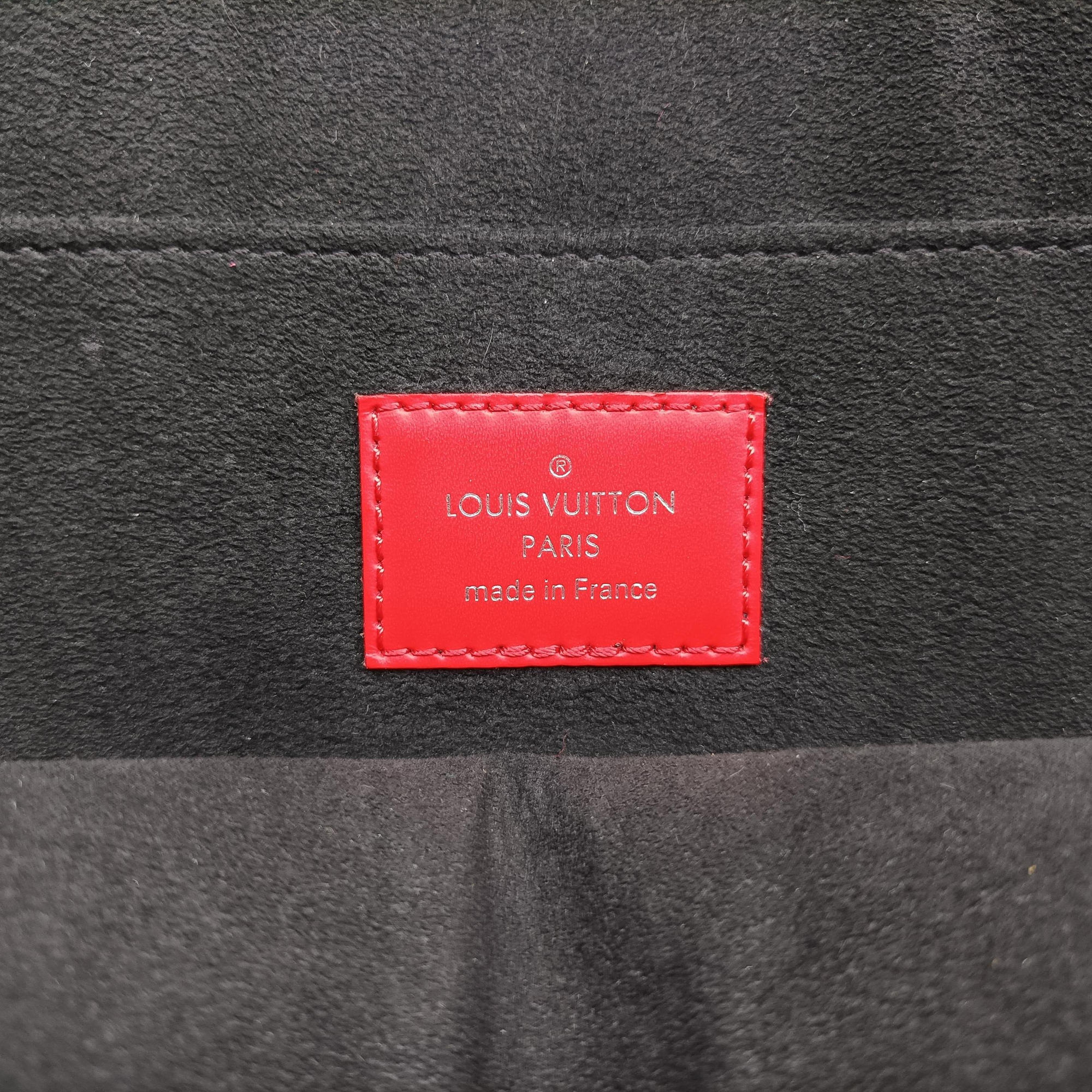 Pre-owned Louis Vuitton Pochette Jour GM Supreme Collaboration ROUGE×white epi M67722 clutchbag | stylenewstar