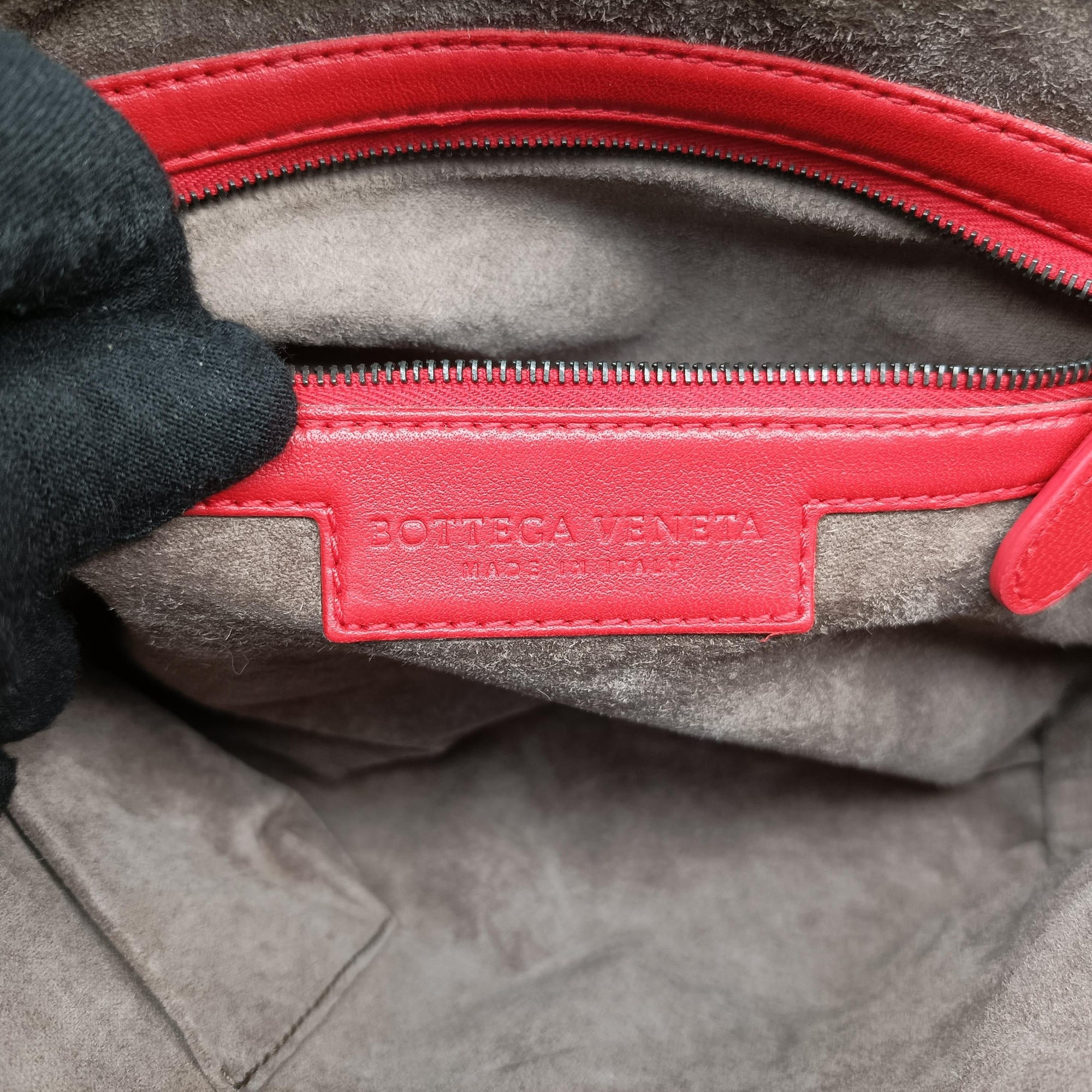 Vintage Bottega Veneta NODINI Intrecciato Red lambskin  shoulderbag | stylenewstar