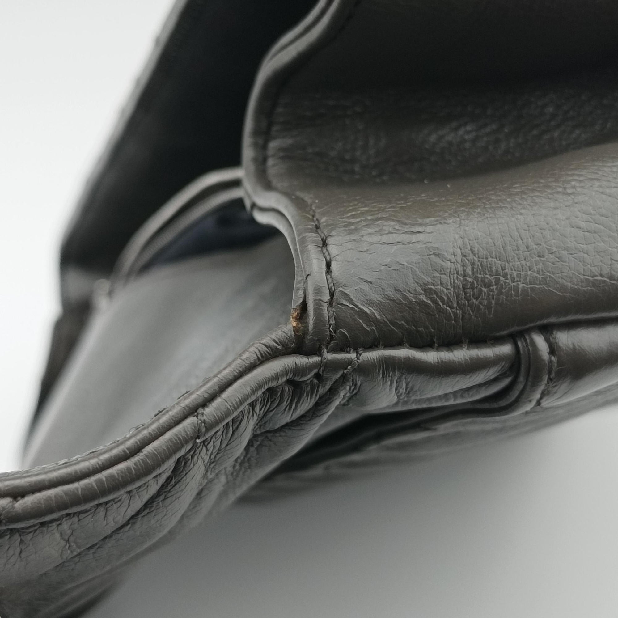 Secondhand Yves Saint Laurent COLLEGE Grey Leather 392738 shoulderbag | stylenewstar
