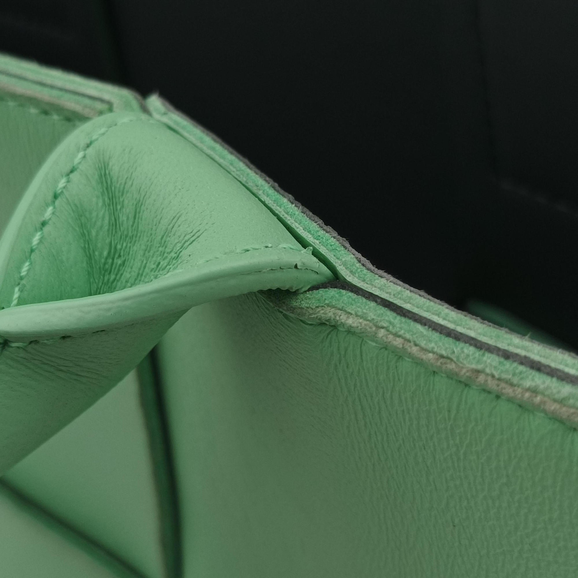 Vintage Bottega Veneta THE ARCO Tote Green lambskin  shoulderbag | stylenewstar