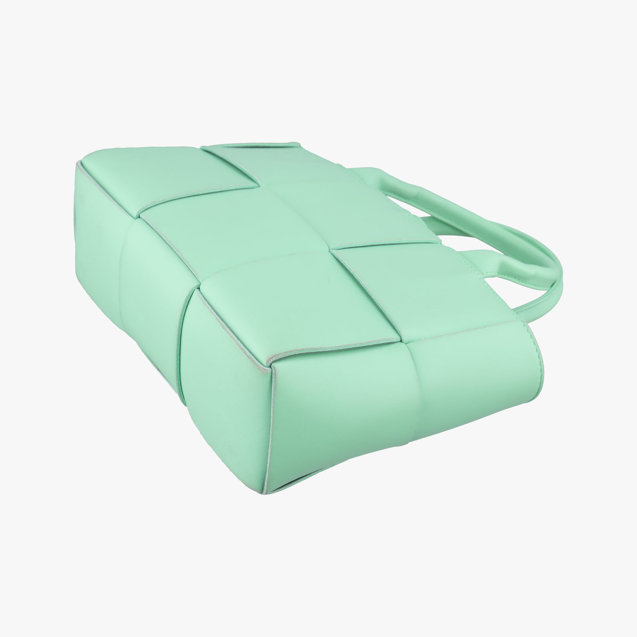 Vintage Bottega Veneta THE ARCO Tote Green lambskin  shoulderbag | stylenewstar
