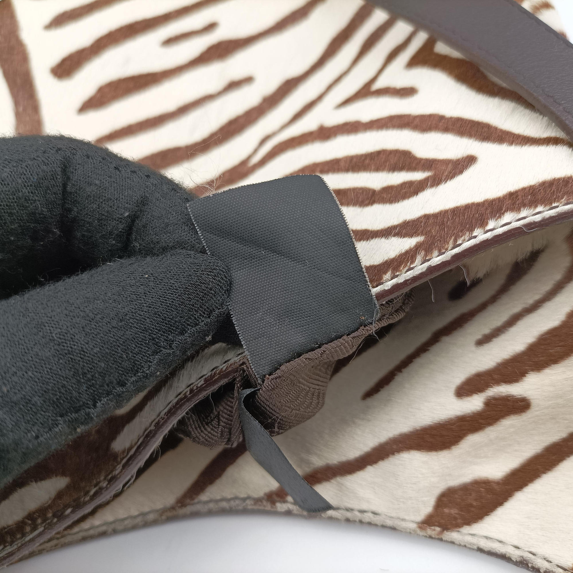Vintage Prada AnimalierZebra Print Brown×White Moro Pony Hair  shoulderbag | stylenewstar
