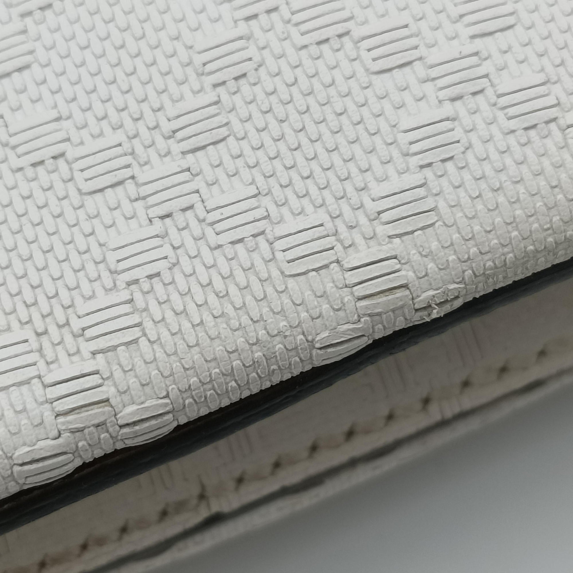 Secondhand Gucci Bright Diamante White Leather 354332 shoulderbag | stylenewstar