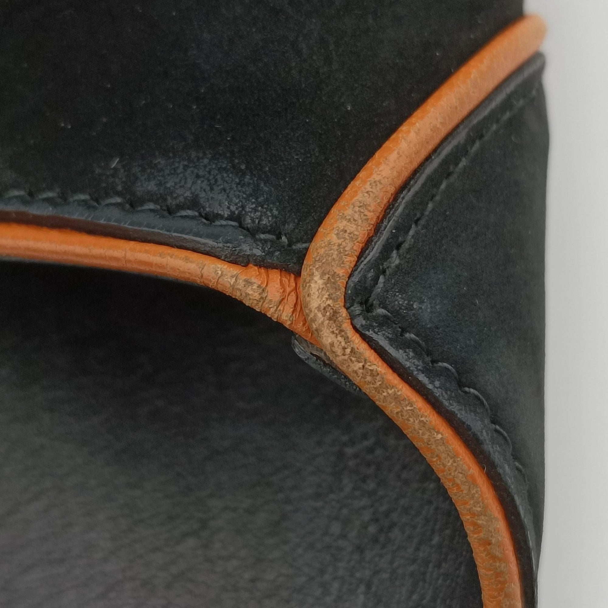 Vintage Gucci New Jackie Black Suede 277520 shoulderbag | stylenewstar