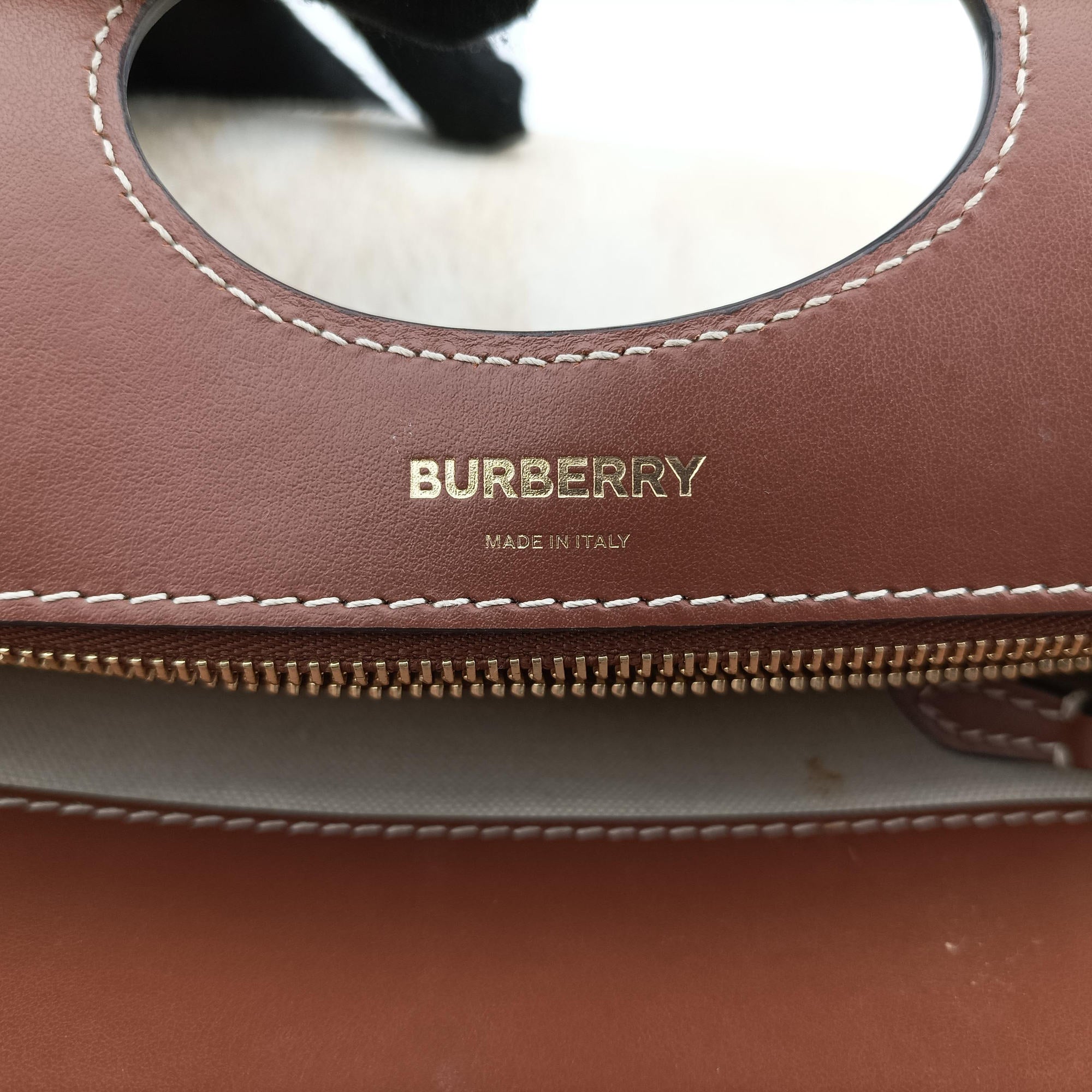 Secondhand Burberry Mini Deer Print Pocket beige×Brown leather×ponyhair  shoulderbag | stylenewstar