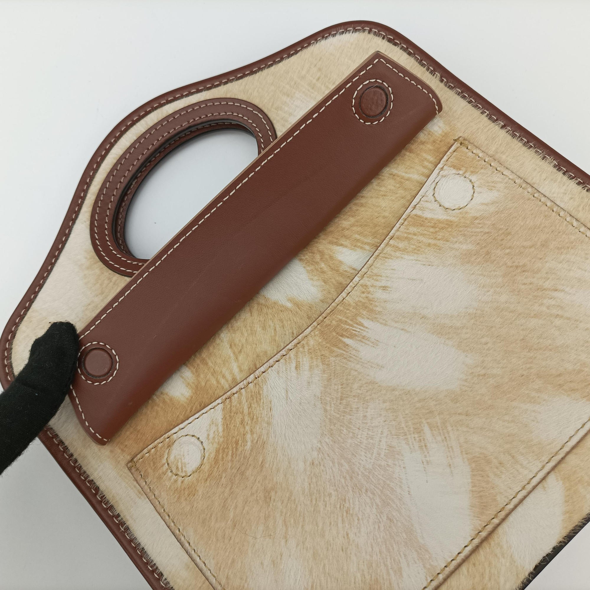 Secondhand Burberry Mini Deer Print Pocket beige×Brown leather×ponyhair  shoulderbag | stylenewstar