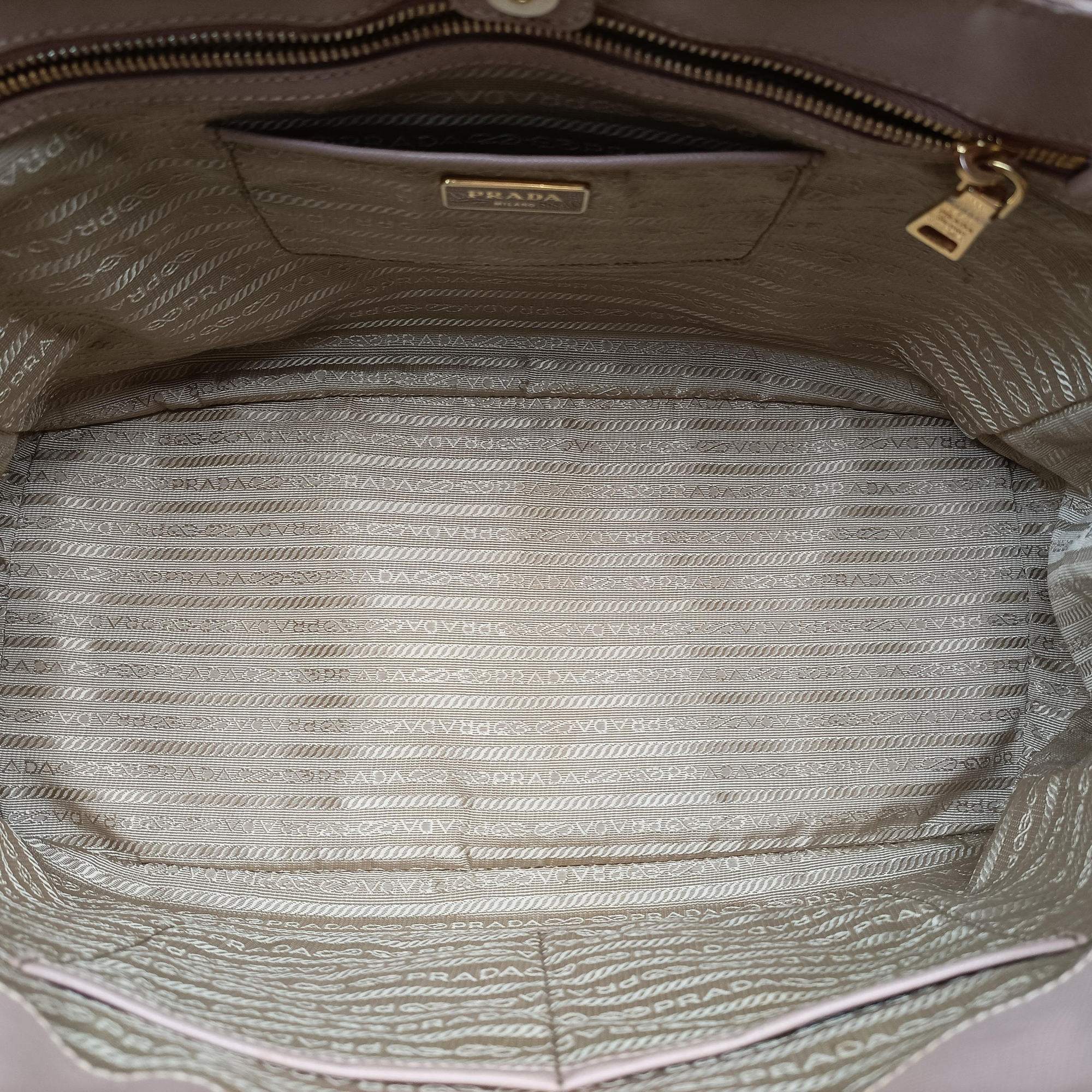 Pre-owned Prada Galleria Pink SAFFIANO Leather BN2274 handbag | stylenewstar