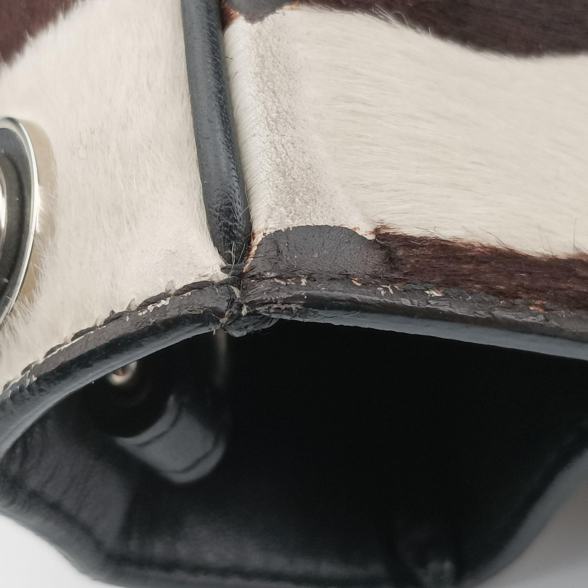 Secondhand Christian Dior Diorissimo Black × White ponyhair  shoulderbag | stylenewstar