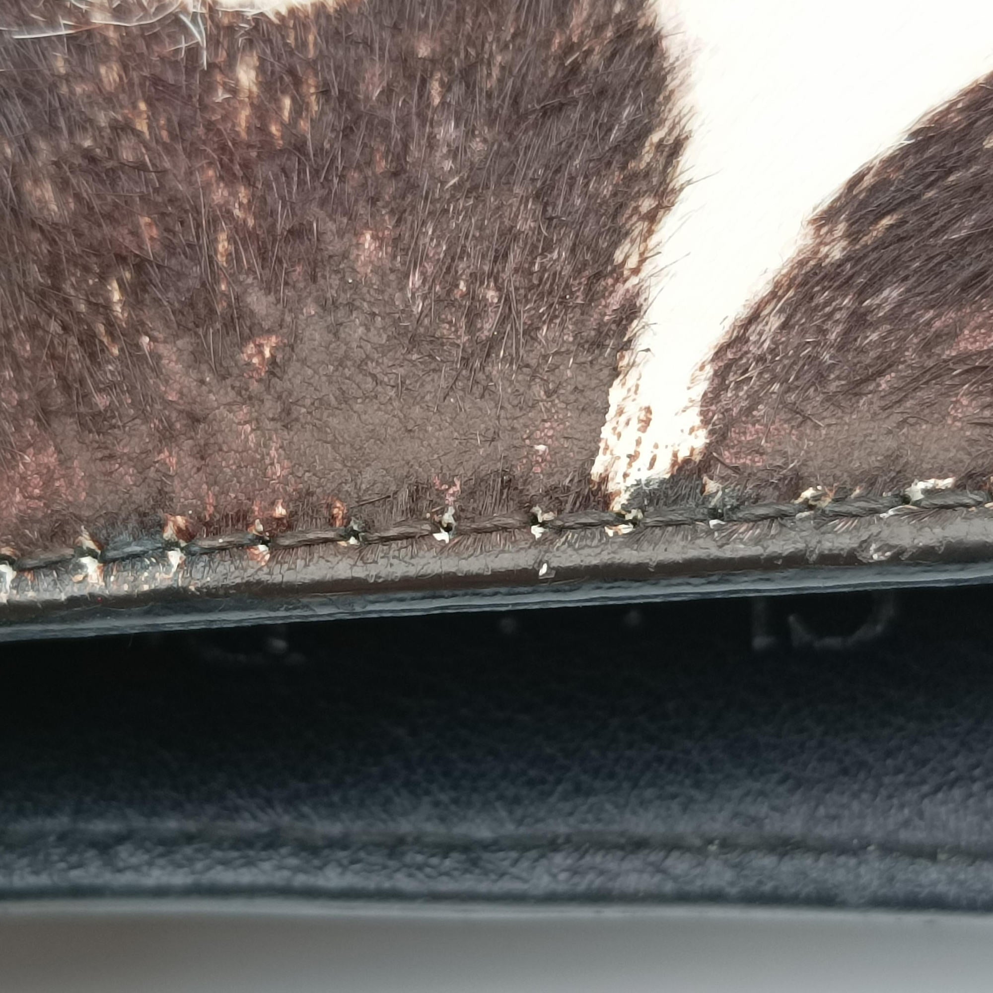 Secondhand Christian Dior Diorissimo Black × White ponyhair  shoulderbag | stylenewstar