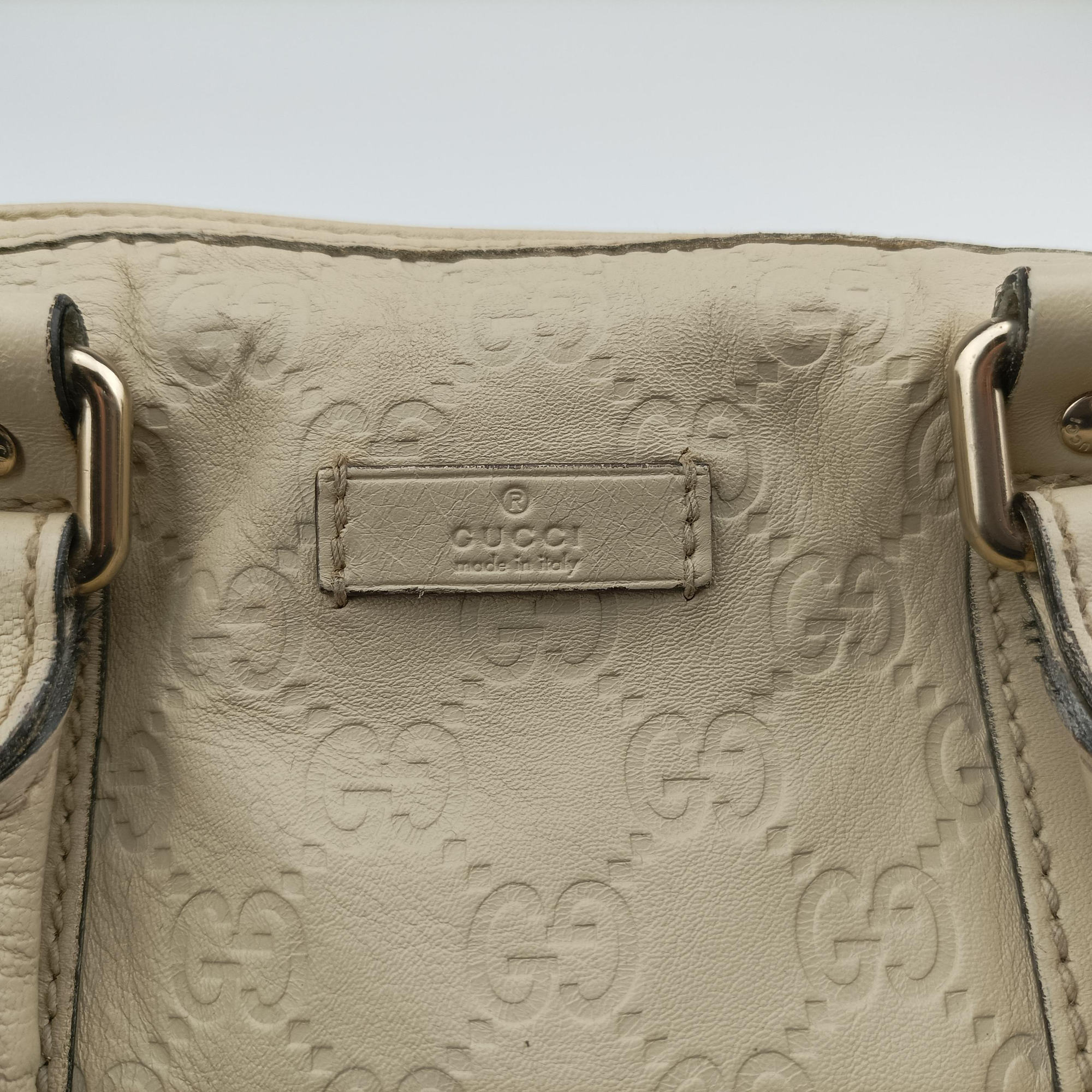 Pre-owned Gucci GG plus Spring Joy GG Supreme White Leather 193603 handbag | stylenewstar