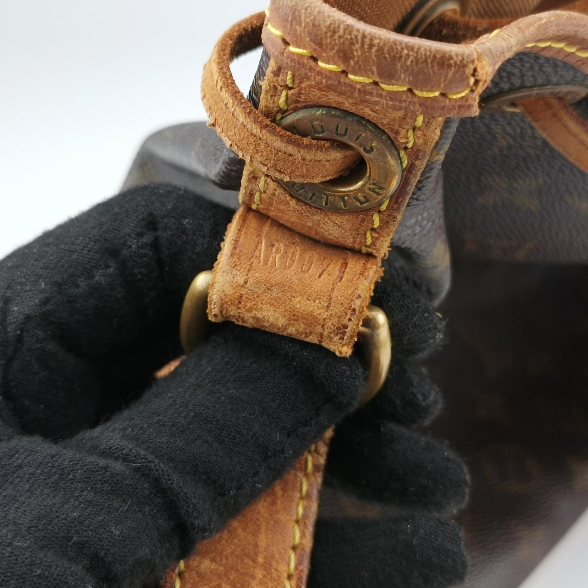 Pre-owned Louis Vuitton Petit Noe Brown Monogram Canvas M42226 shoulderbag | stylenewstar