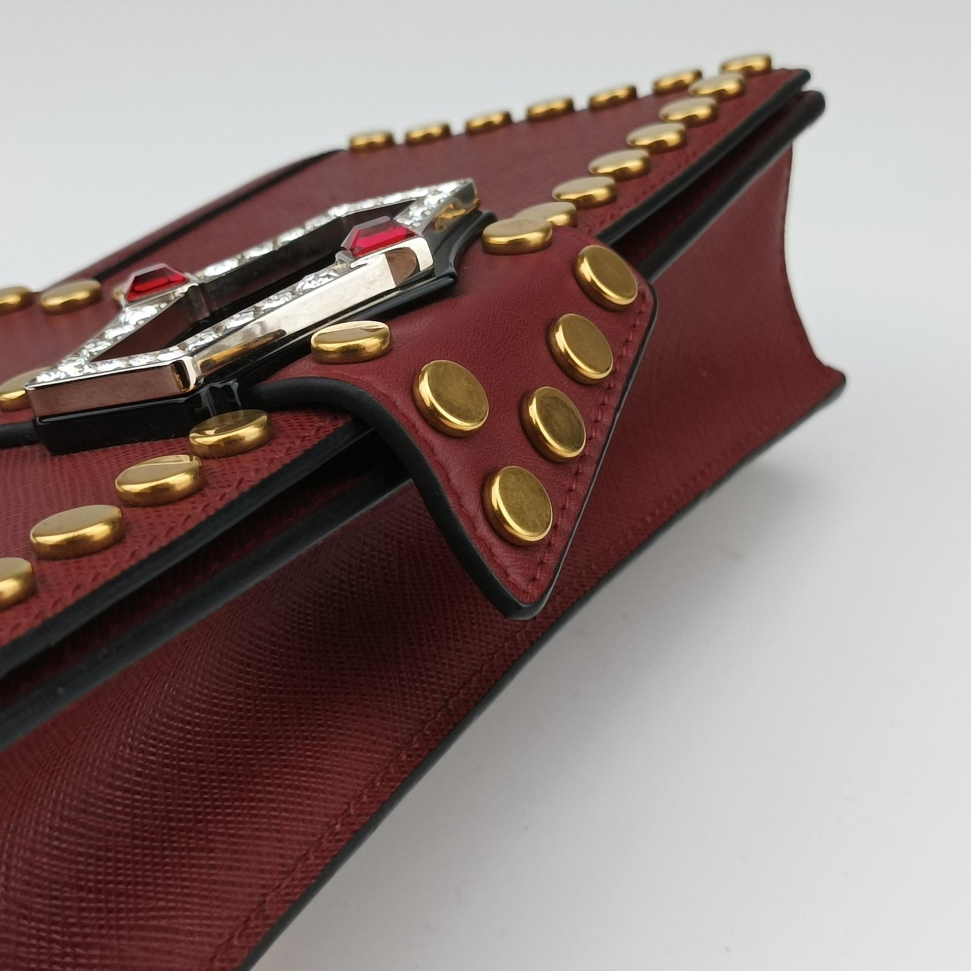 Pre-owned Prada Studded Bijoux Red Saffiano Textured Leather  shoulderbag | stylenewstar