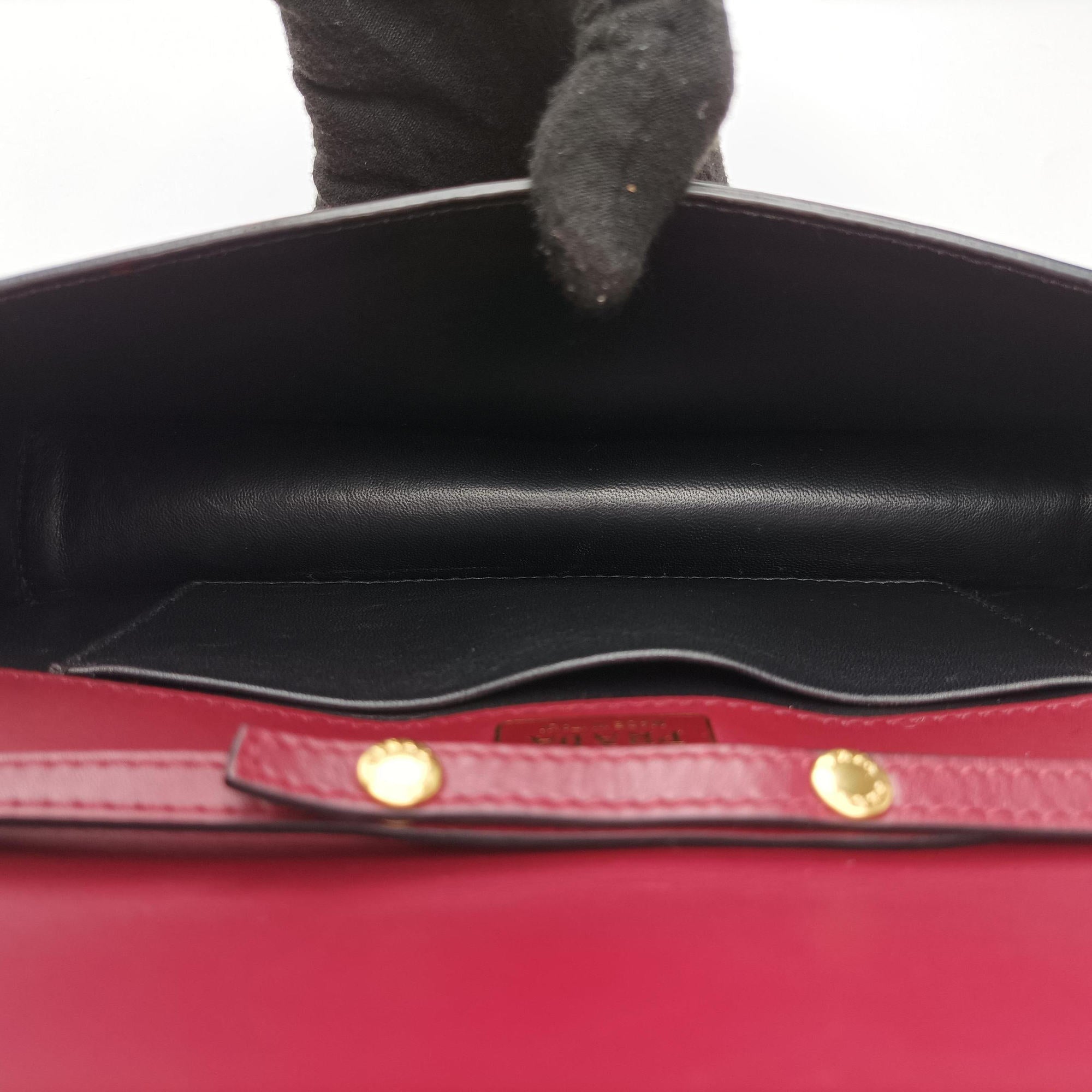Pre-owned Prada Studded Bijoux Red Saffiano Textured Leather  shoulderbag | stylenewstar