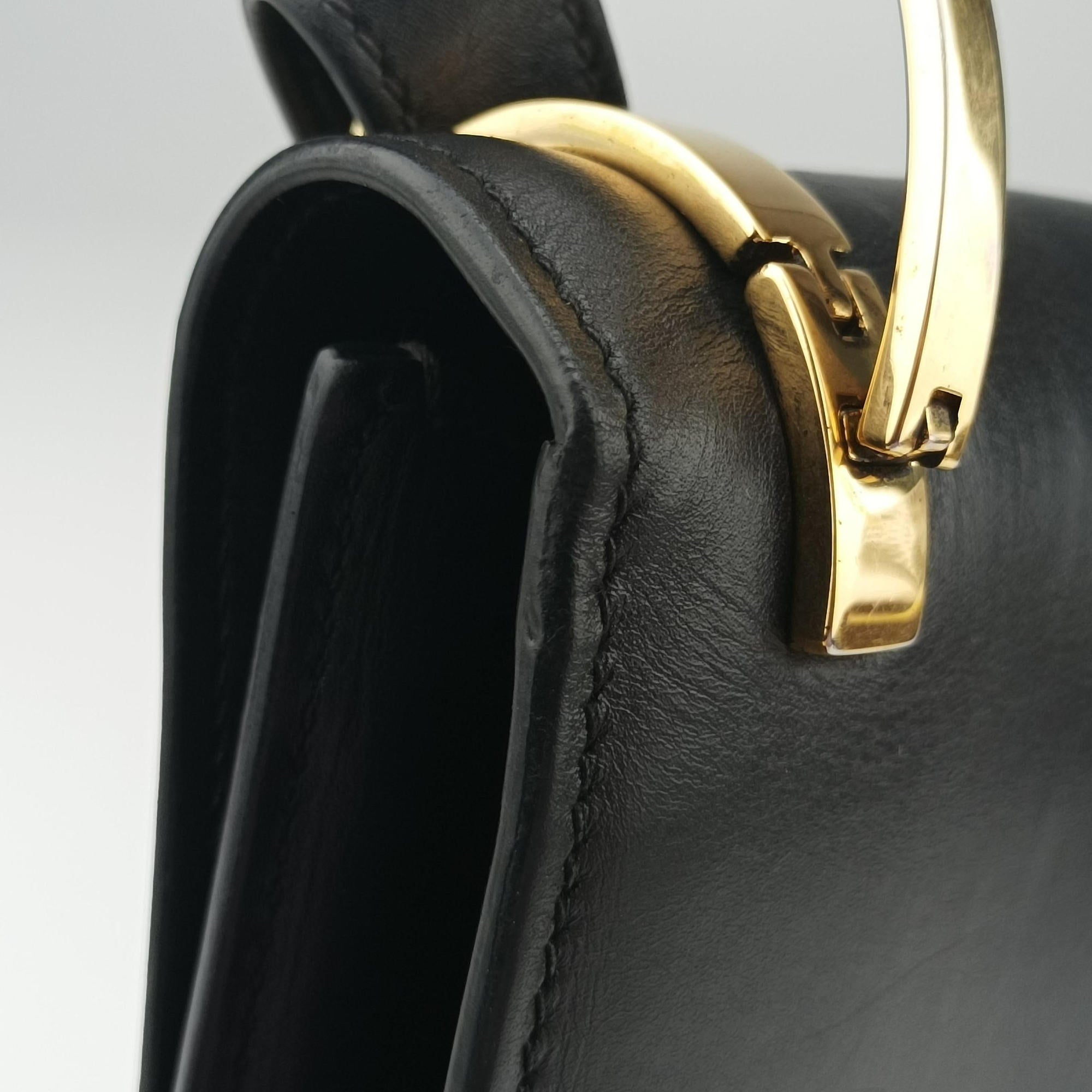 Vintage Prada pionniere Black leather 1BD039 shoulderbag | stylenewstar