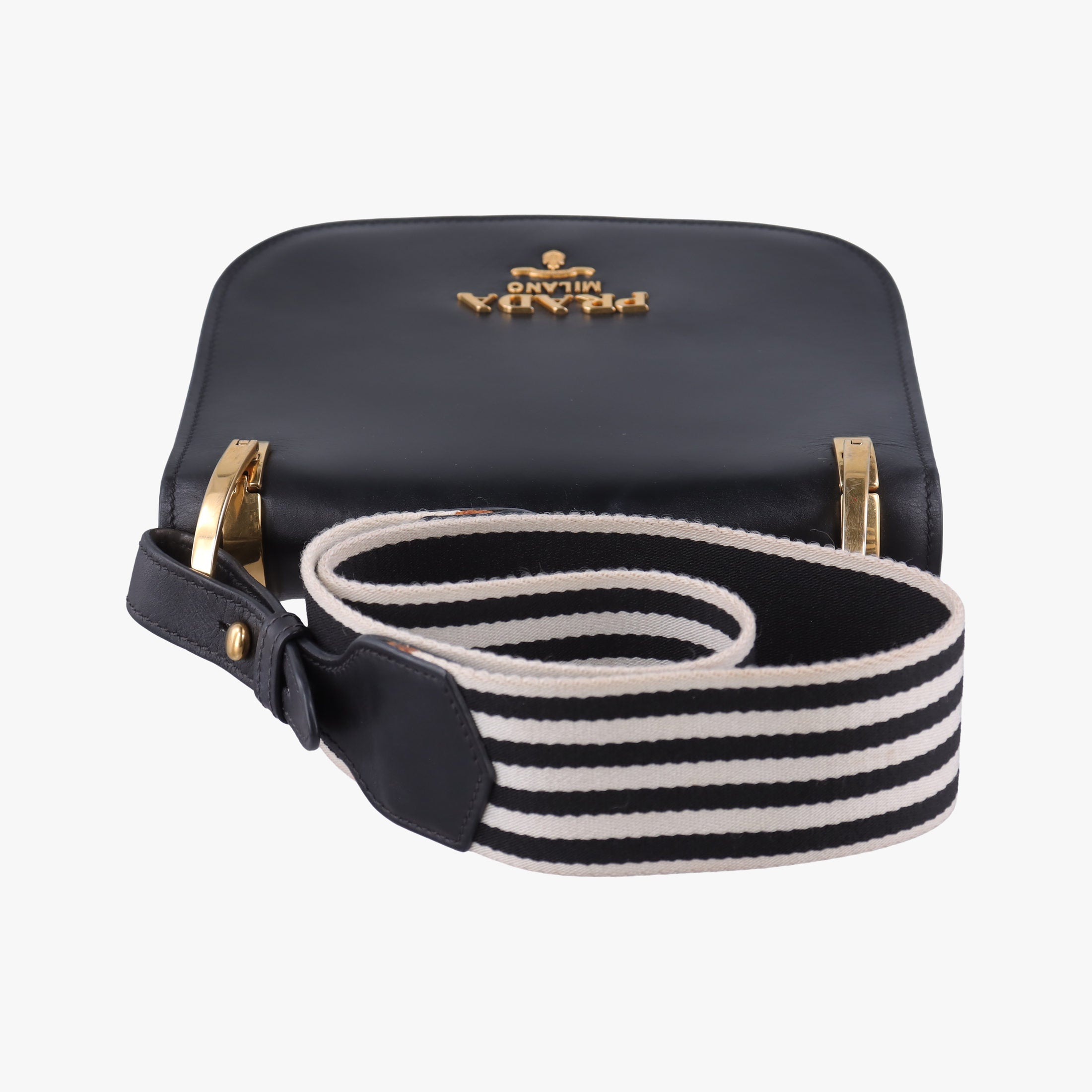 Vintage Prada pionniere Black leather 1BD039 shoulderbag | stylenewstar
