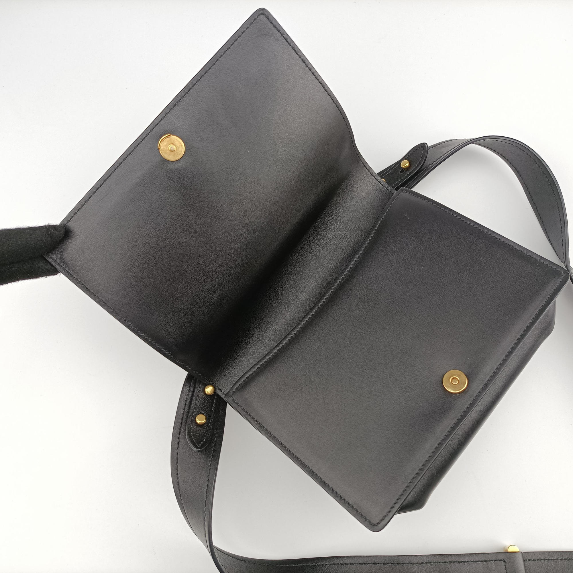 Pre-owned Prada Pionniere City Black leather 1BD075 shoulderbag | stylenewstar