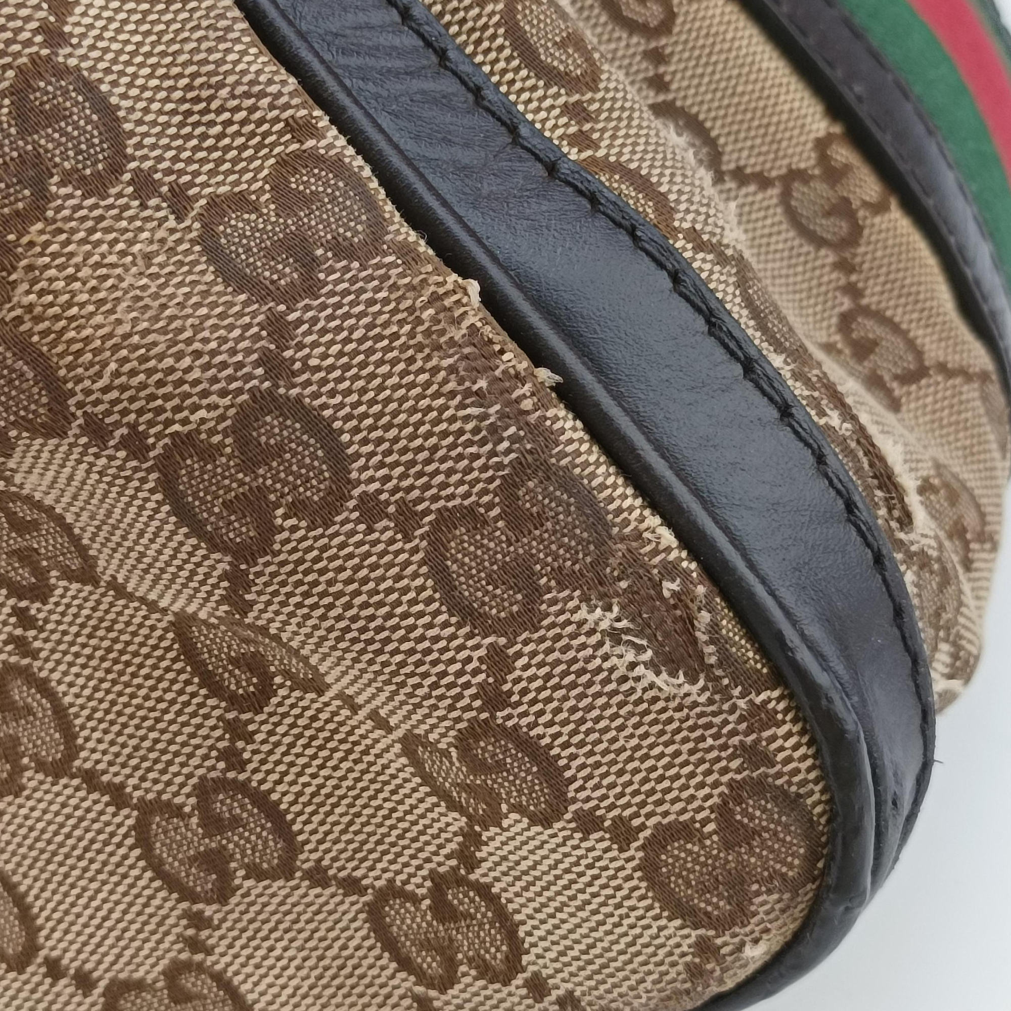Pre-owned Gucci Sherry Line Beige×green×red canvas×leather 247205 shoulderbag | stylenewstar