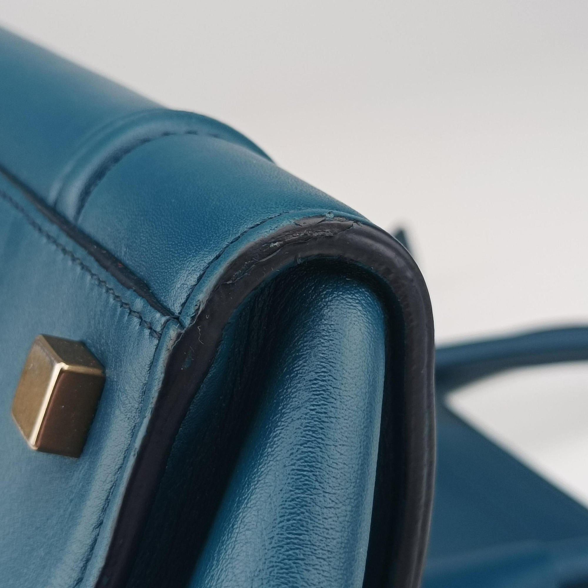 Pre-owned Celine Luggage Square Phantom Blue Leather  handbag | stylenewstar