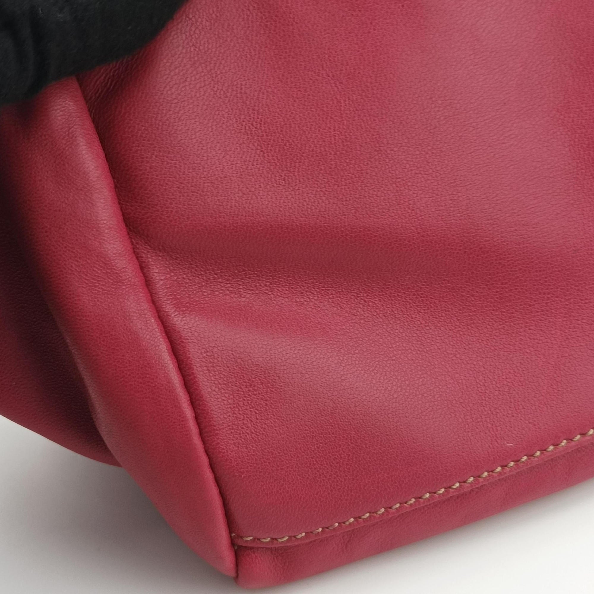 Vintage Prada ribbon gather Red Leather BN1631 shoulderbag | stylenewstar
