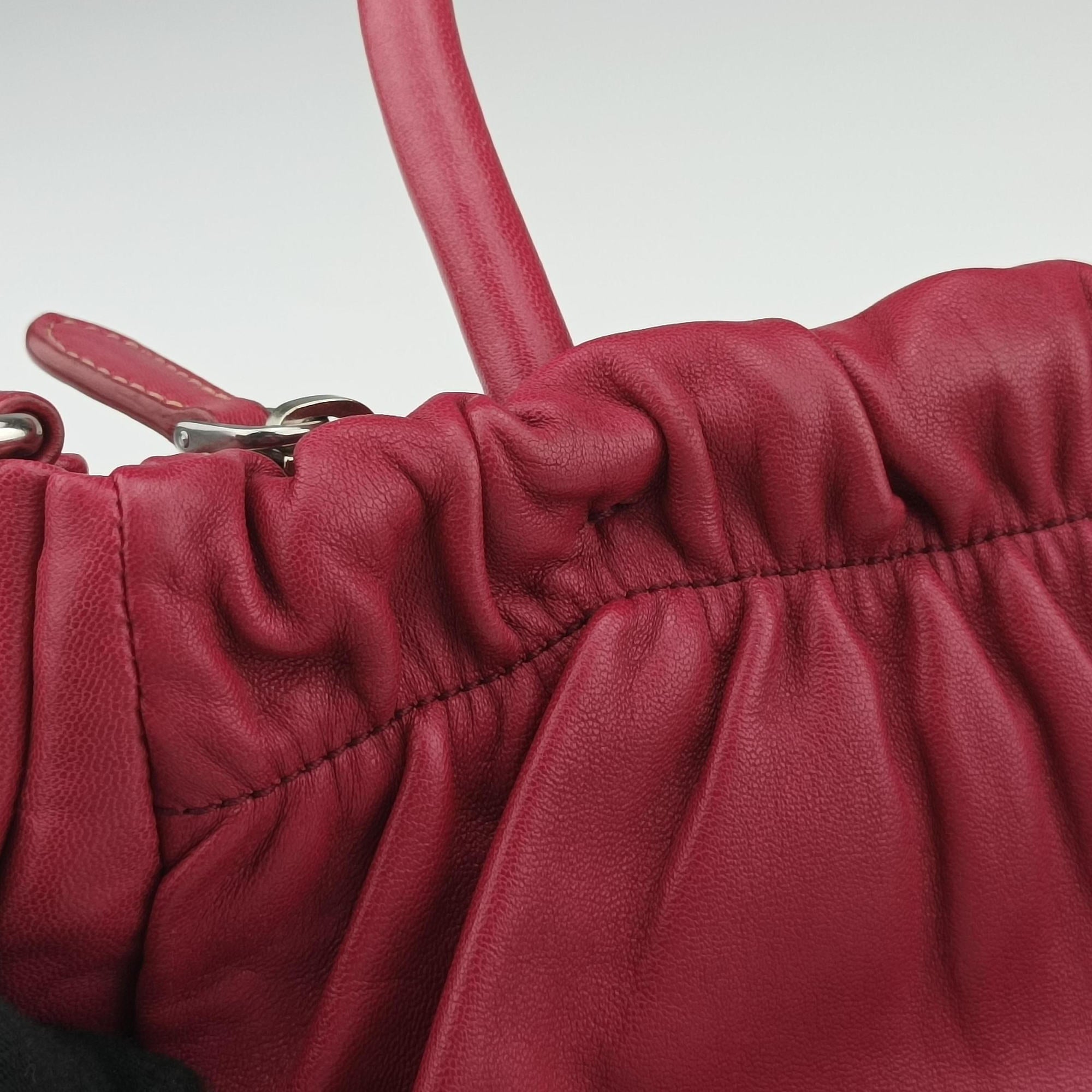 Vintage Prada ribbon gather Red Leather BN1631 shoulderbag | stylenewstar