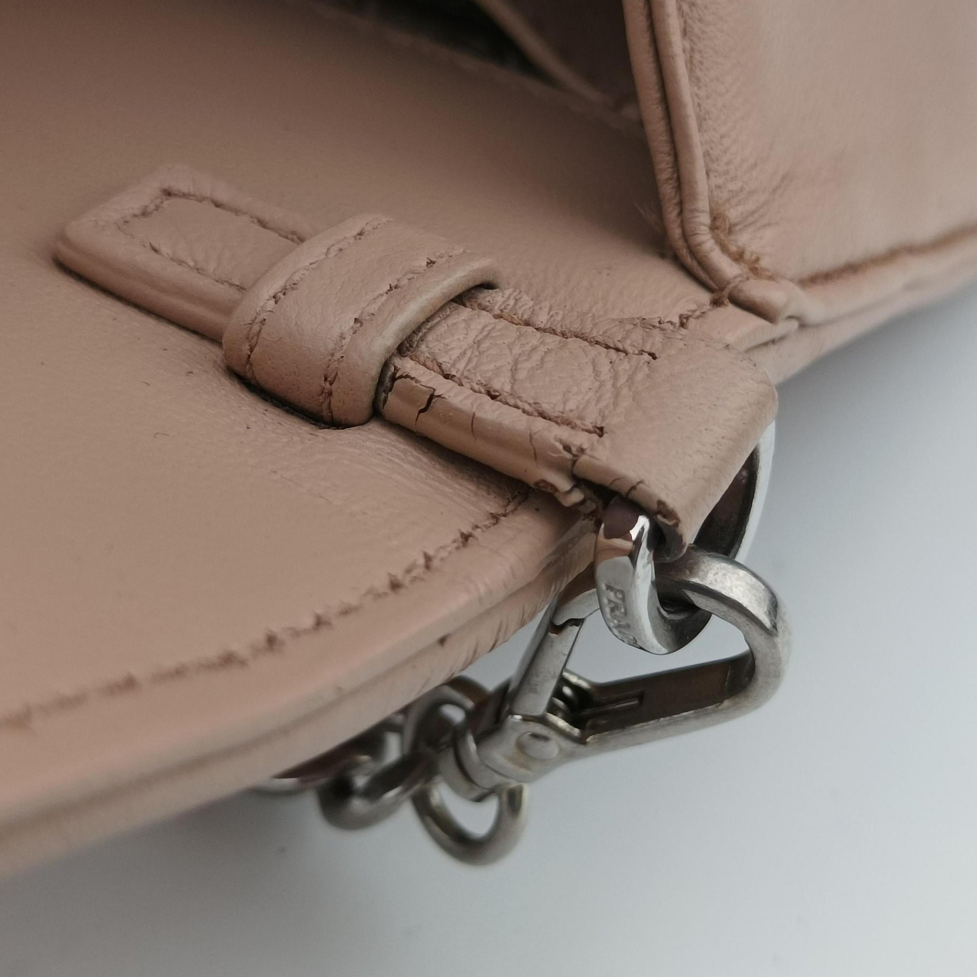 Pre-owned Prada Gaufre Pink Leather 1BD137 shoulderbag | stylenewstar