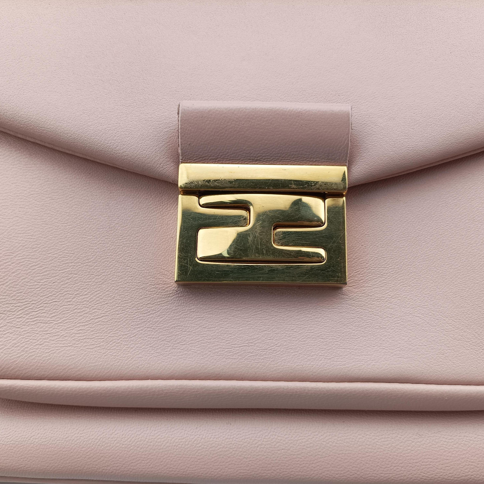 Pre-owned Fendi Be Baguette Pink Leather 8BR677 shoulderbag | stylenewstar