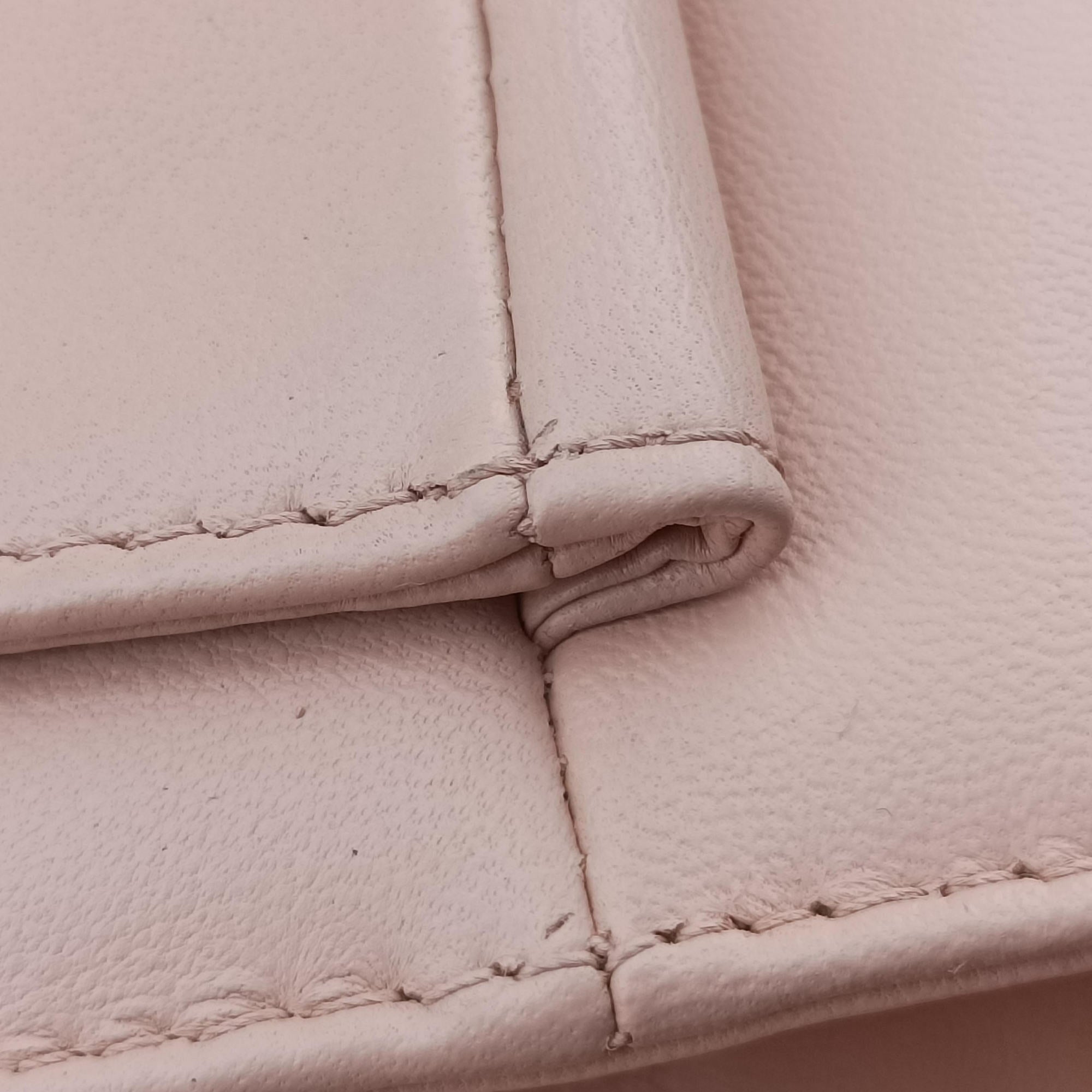 Pre-owned Fendi Be Baguette Pink Leather 8BR677 shoulderbag | stylenewstar