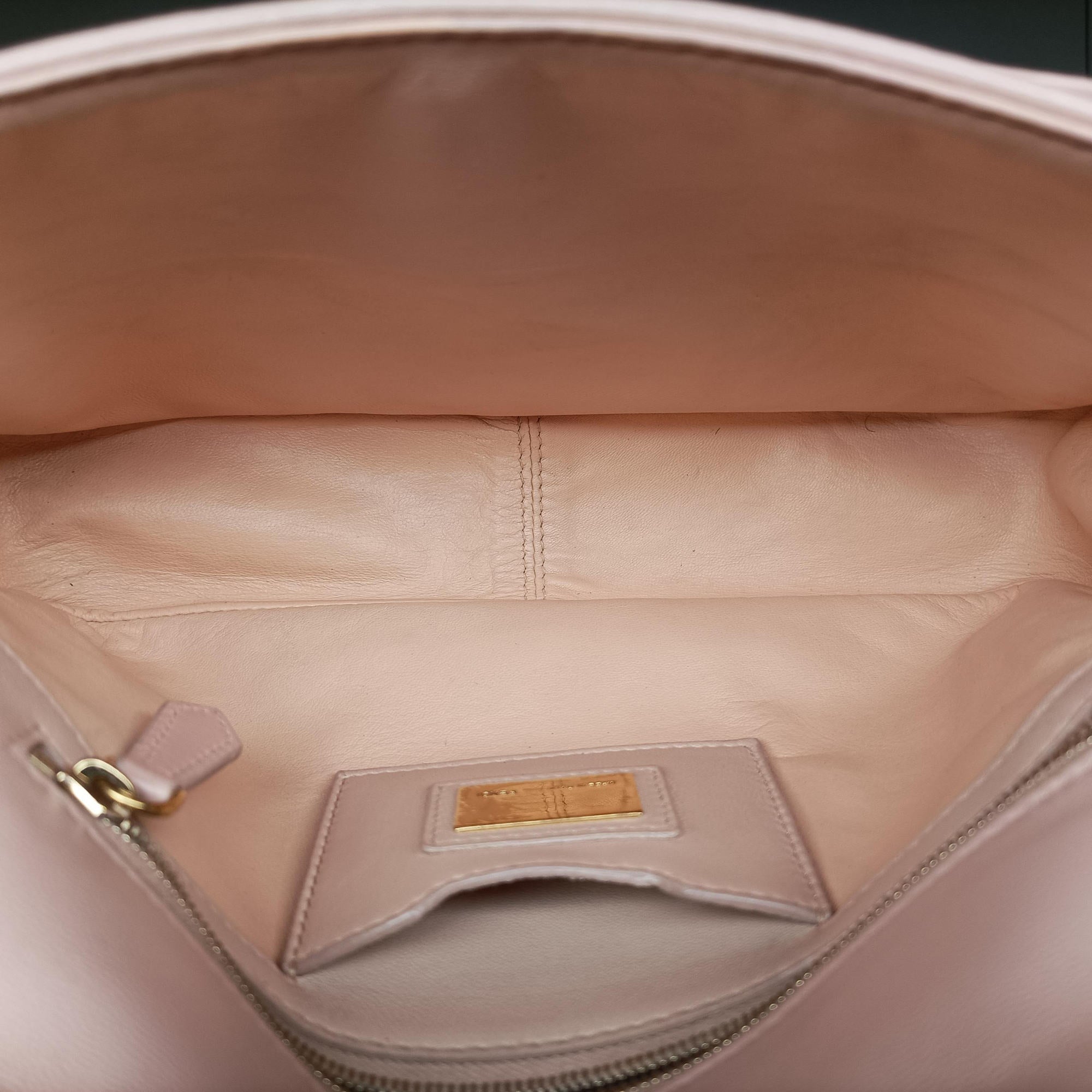 Pre-owned Fendi Be Baguette Pink Leather 8BR677 shoulderbag | stylenewstar