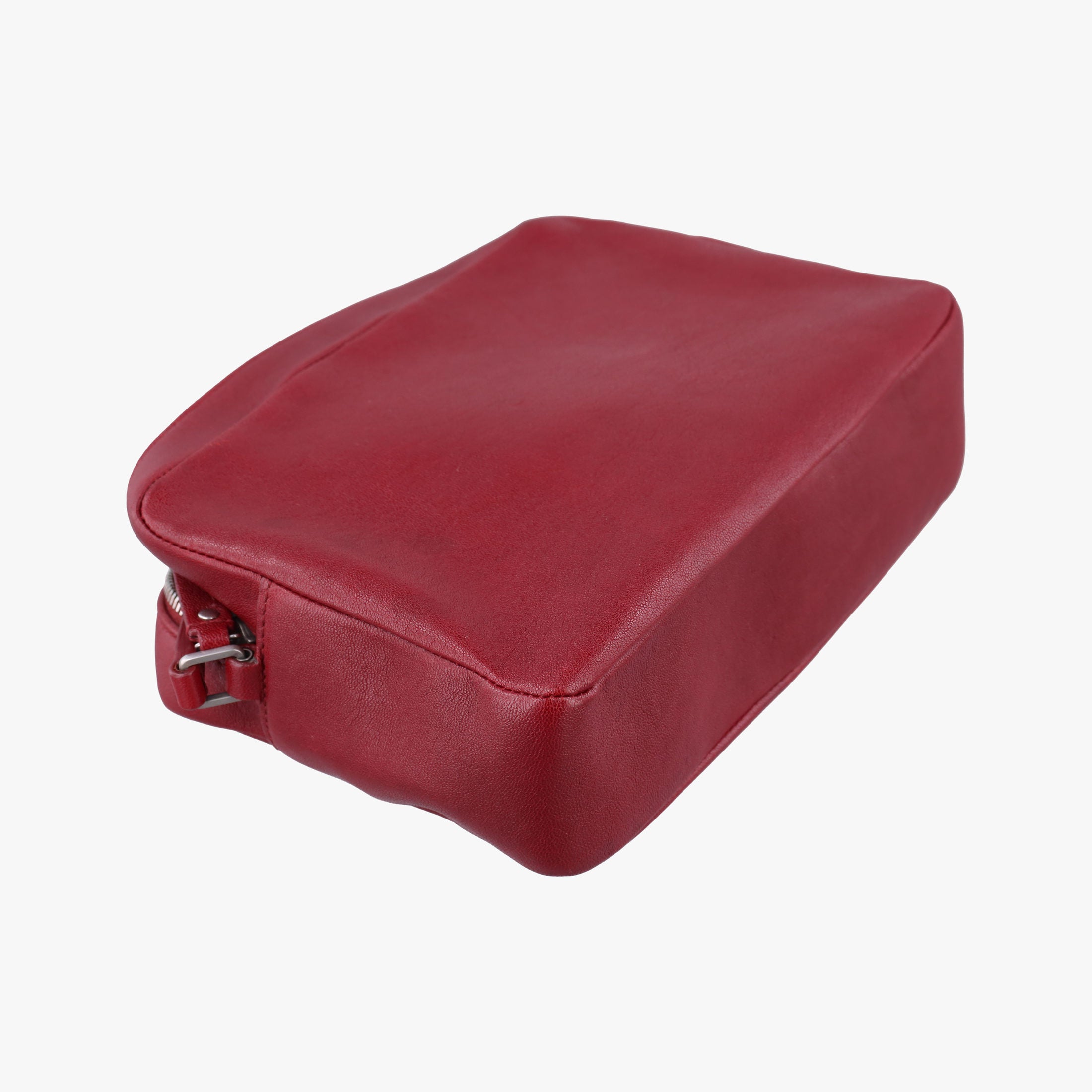 Pre-owned Yves Saint Laurent Lou camera Red Leather 470299 shoulderbag | stylenewstar