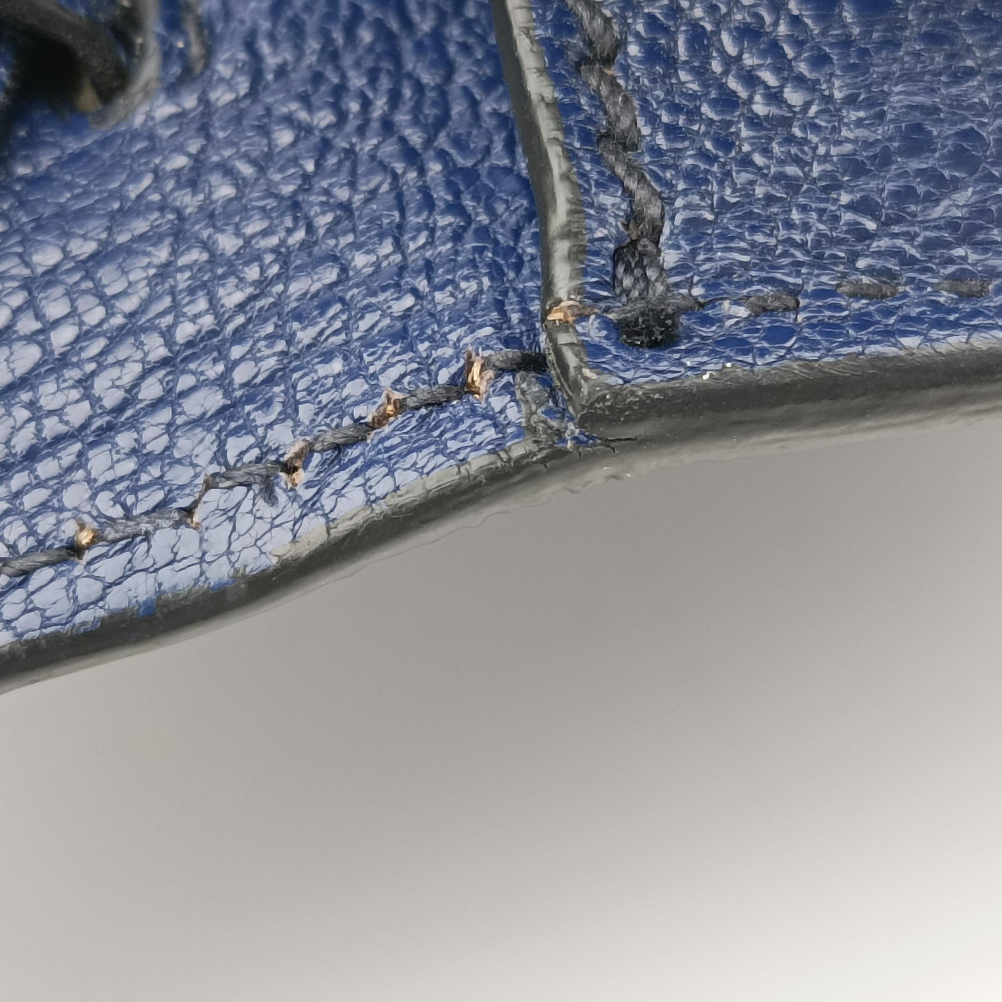 Secondhand Miu Miu Miu Lady Blue Leather  shoulderbag | stylenewstar